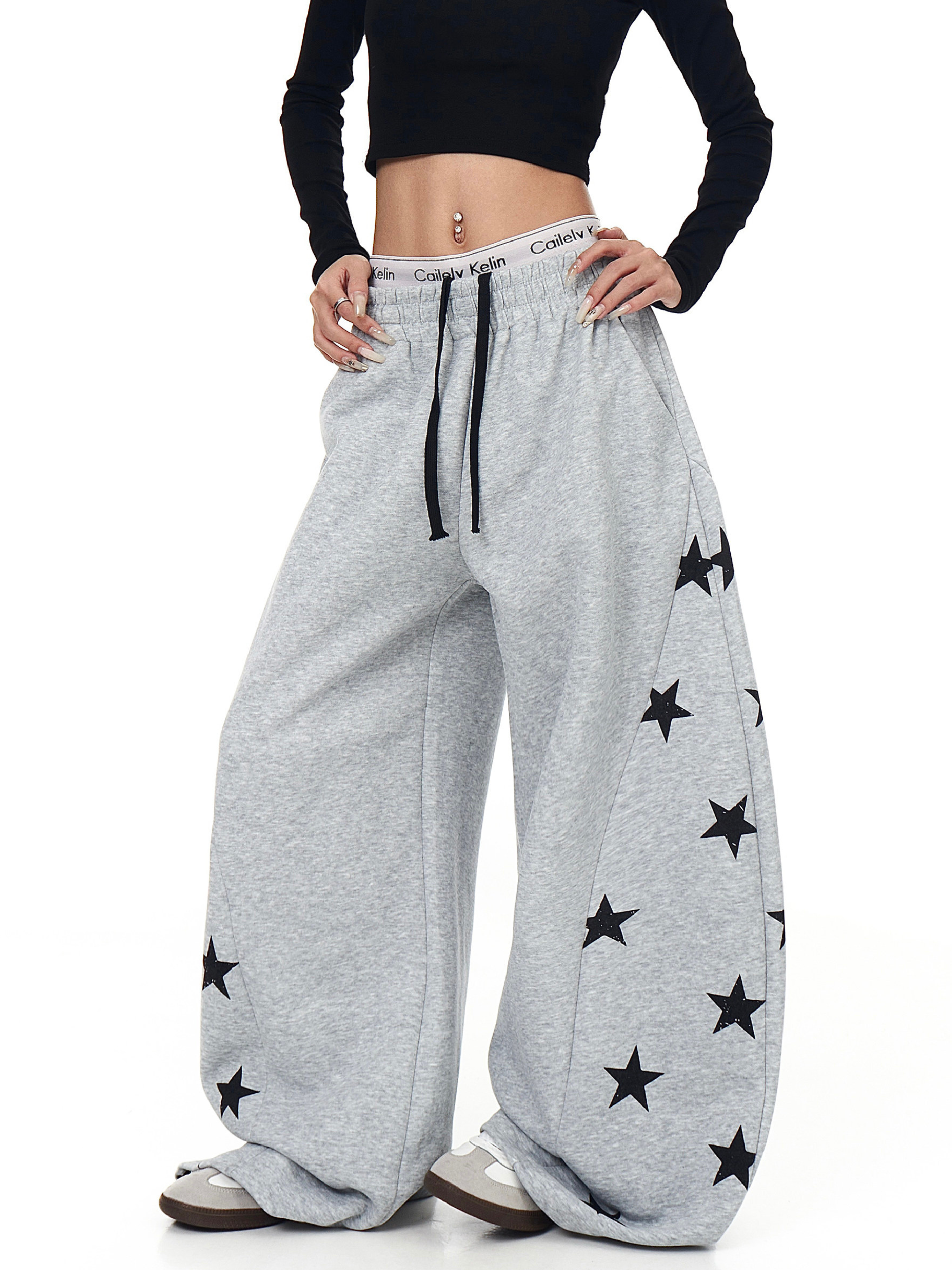 Thunderscorch - Women's Star Print Curved-Leg Sweatpants