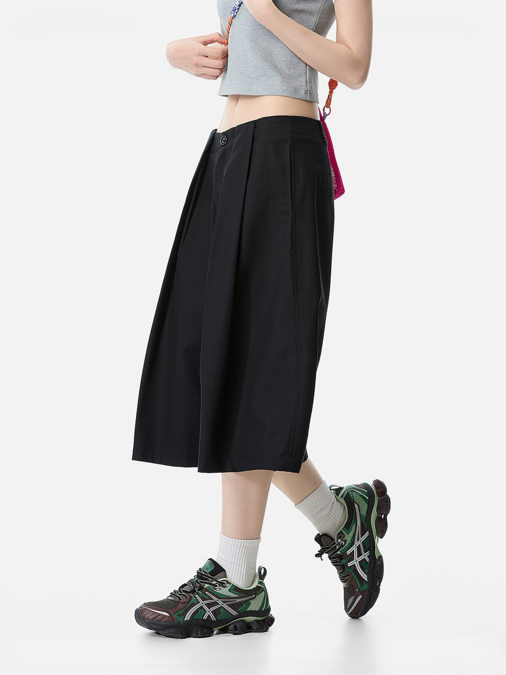 MoonRise - Women's Relaxed Pleated Tailored Shorts