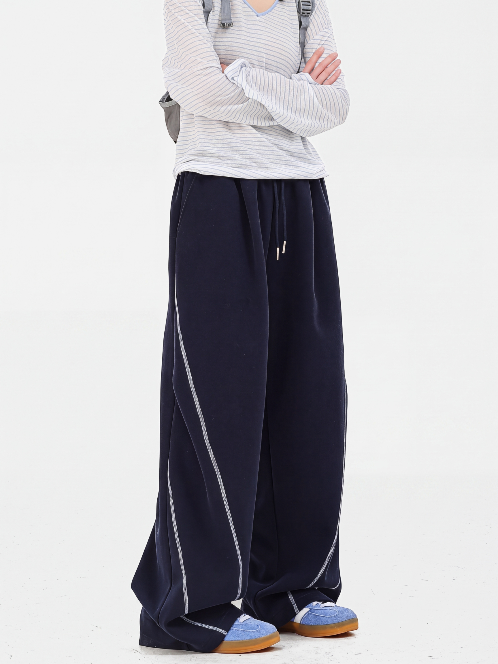 TraceSway - Women's Contrast Stitch Wide-Leg Pants