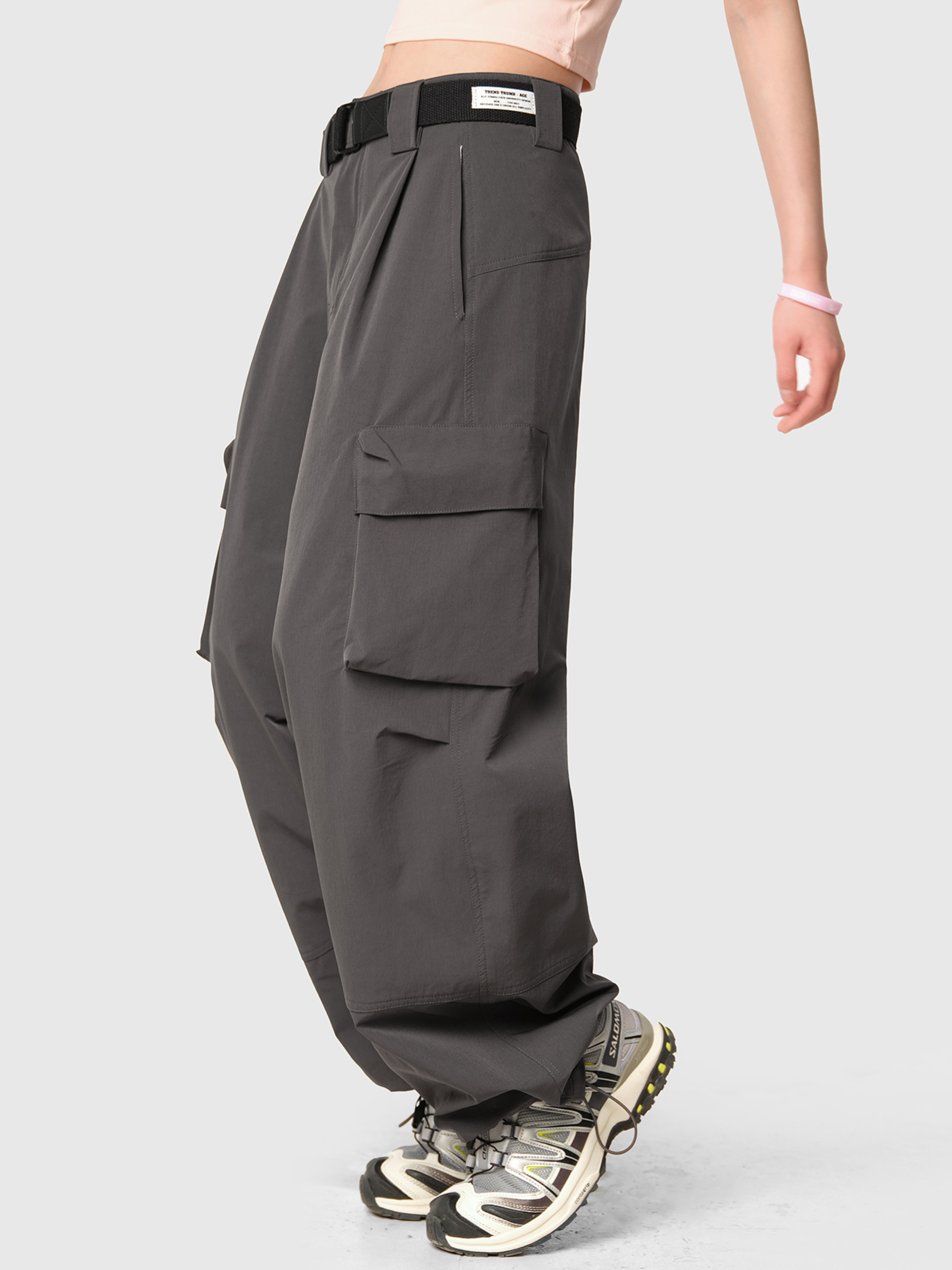 FrostTrail - Women's Large Pocket Utility Paratrooper Cargo Pants