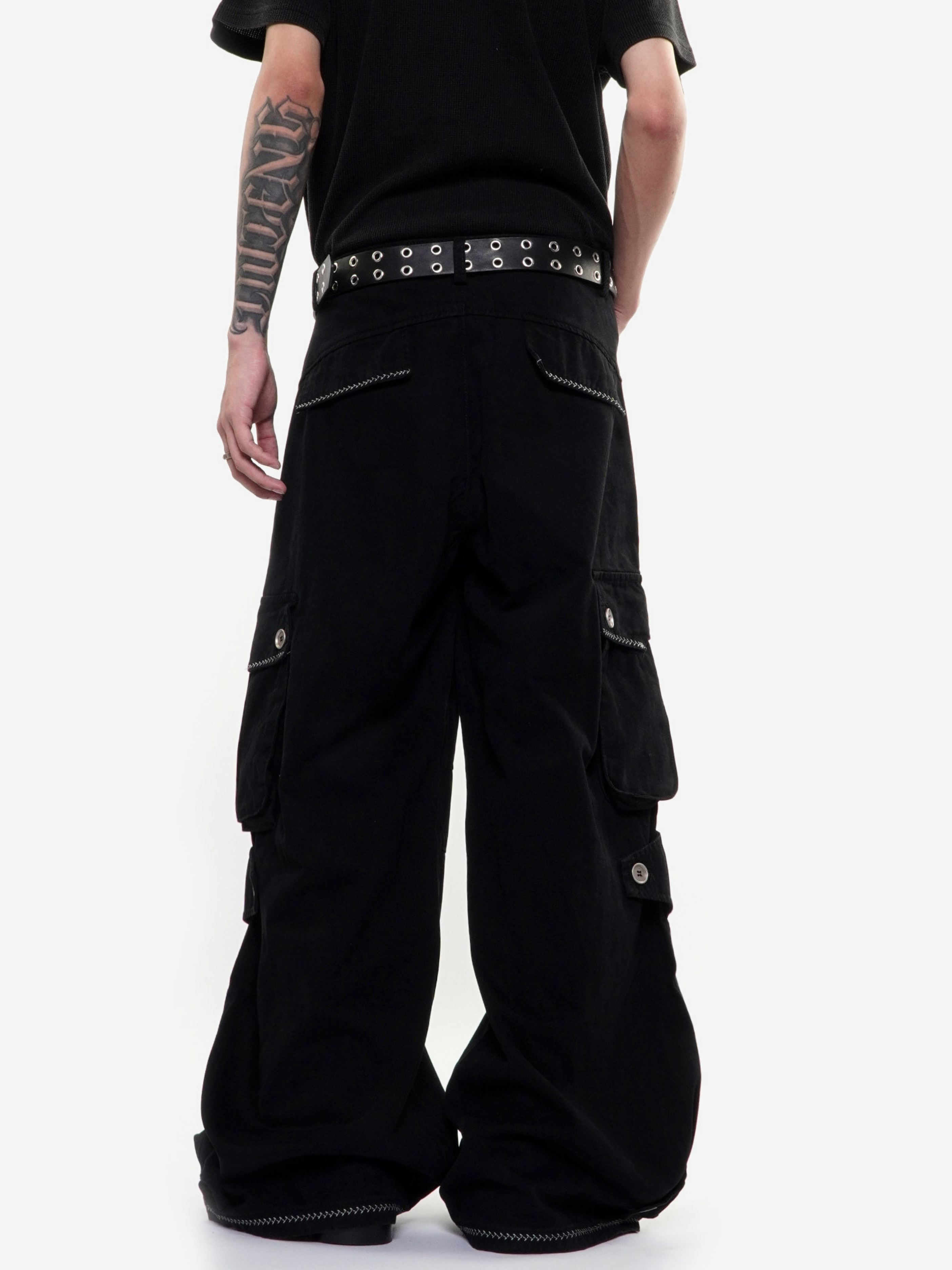 ThornView - Women's Multi-Pocket Washed Cargo Pants