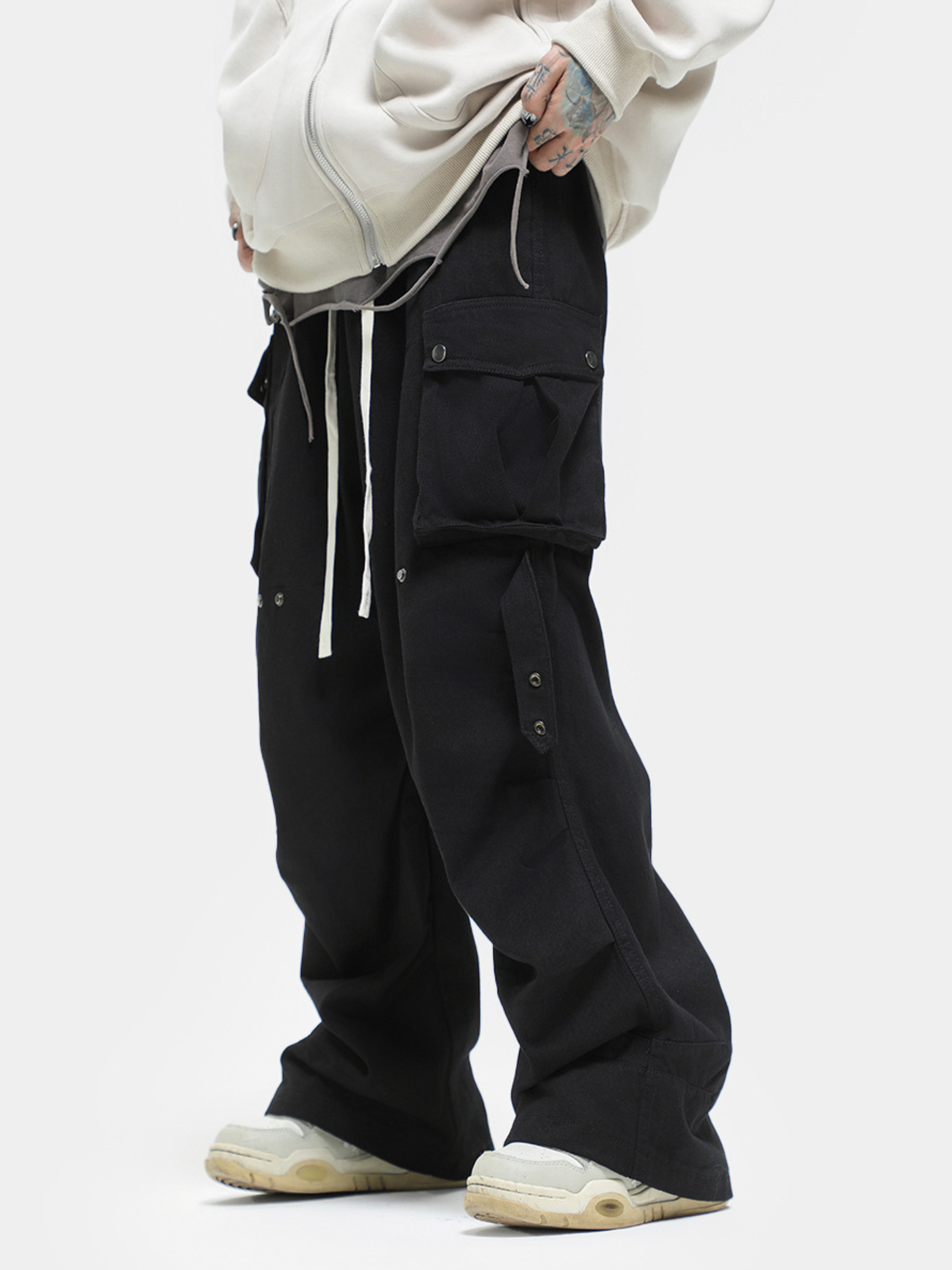 ThornView - Women's Elastic Waist Ruched Cargo Pants