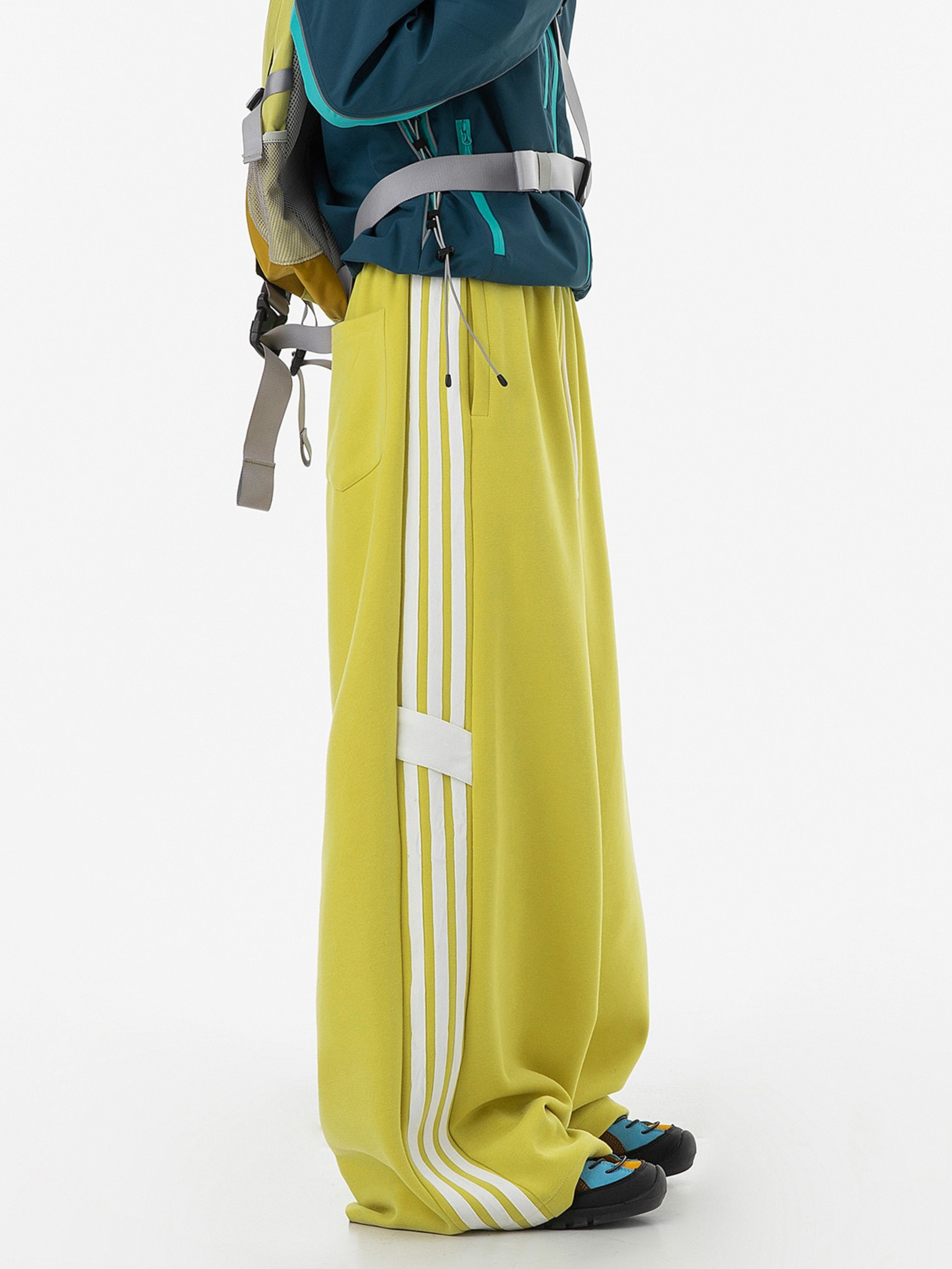 Trailhead - Women's Three-Stripe Straight-Leg Sweatpants