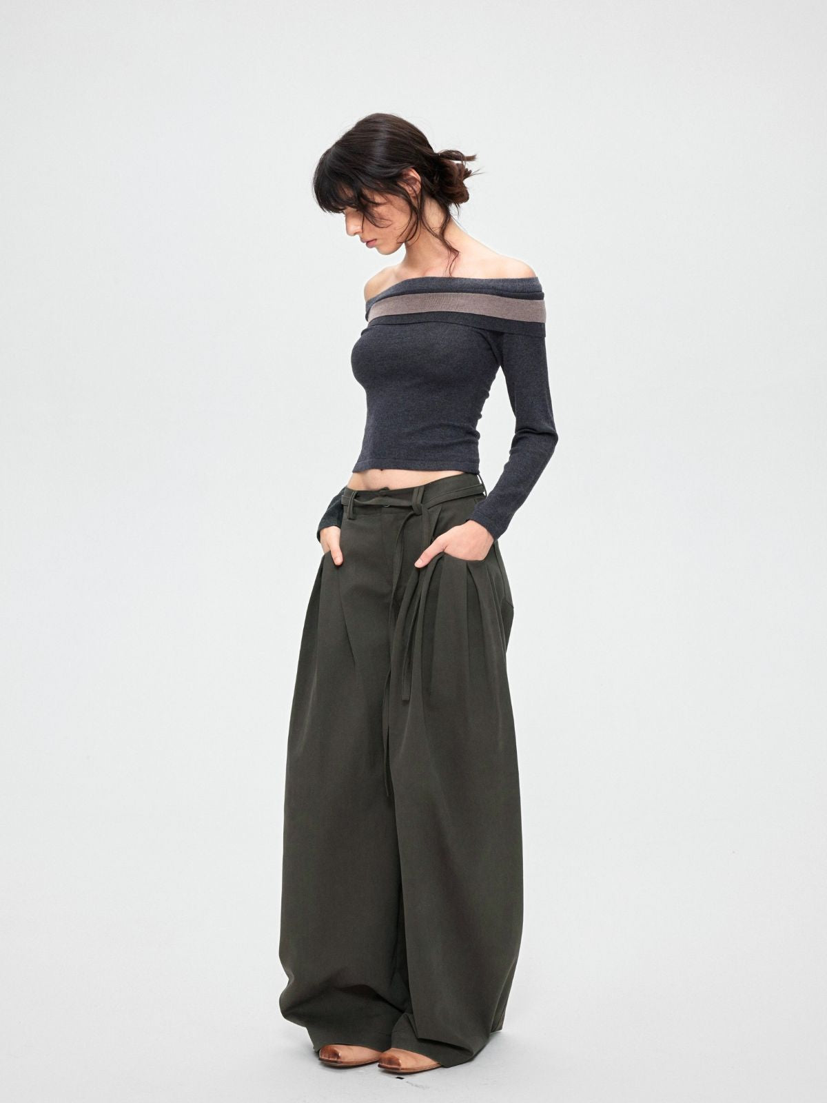 Fieldcast - Women's Drawstring Waist Pleated Pocket Straight-Leg Pants