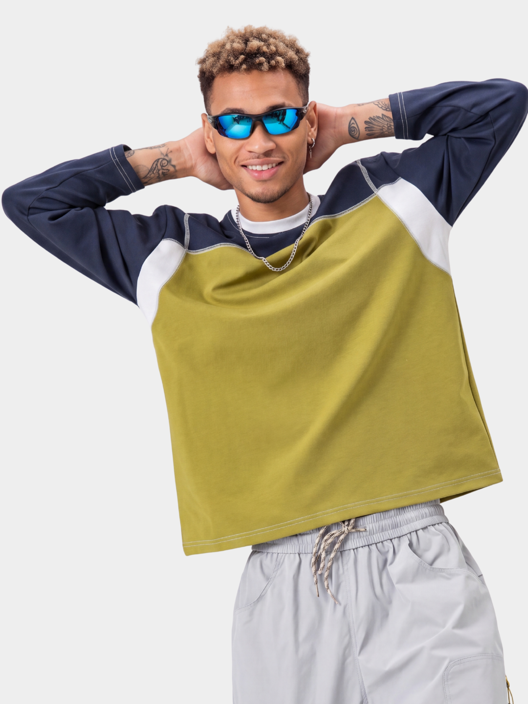 GoldDrift - Unisex Moisture-Wicking & Quick-Dry Long Sleeve T-Shirt