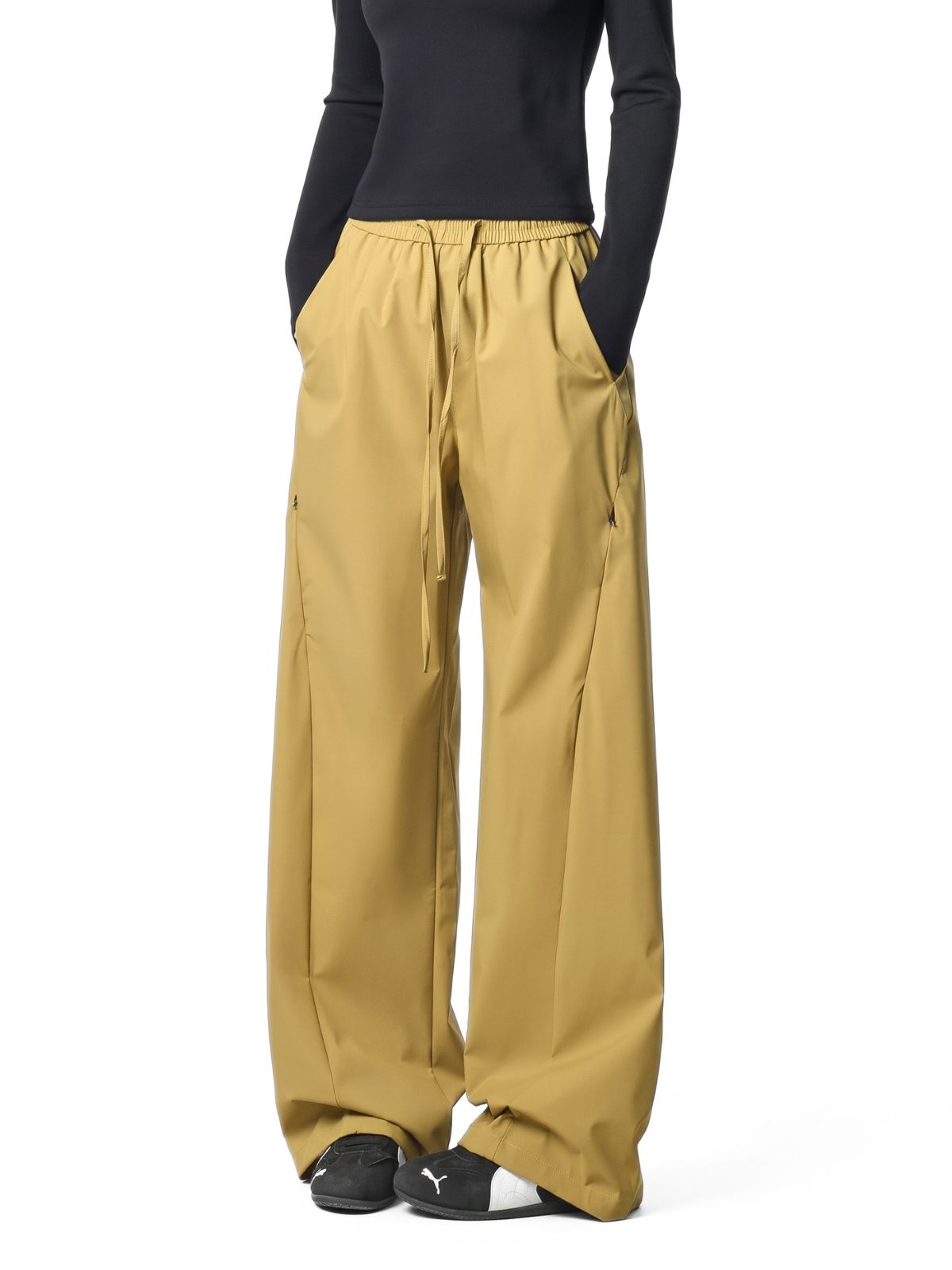 Gusttrek - Geometric Seam Relaxed Straight-Leg Pants
