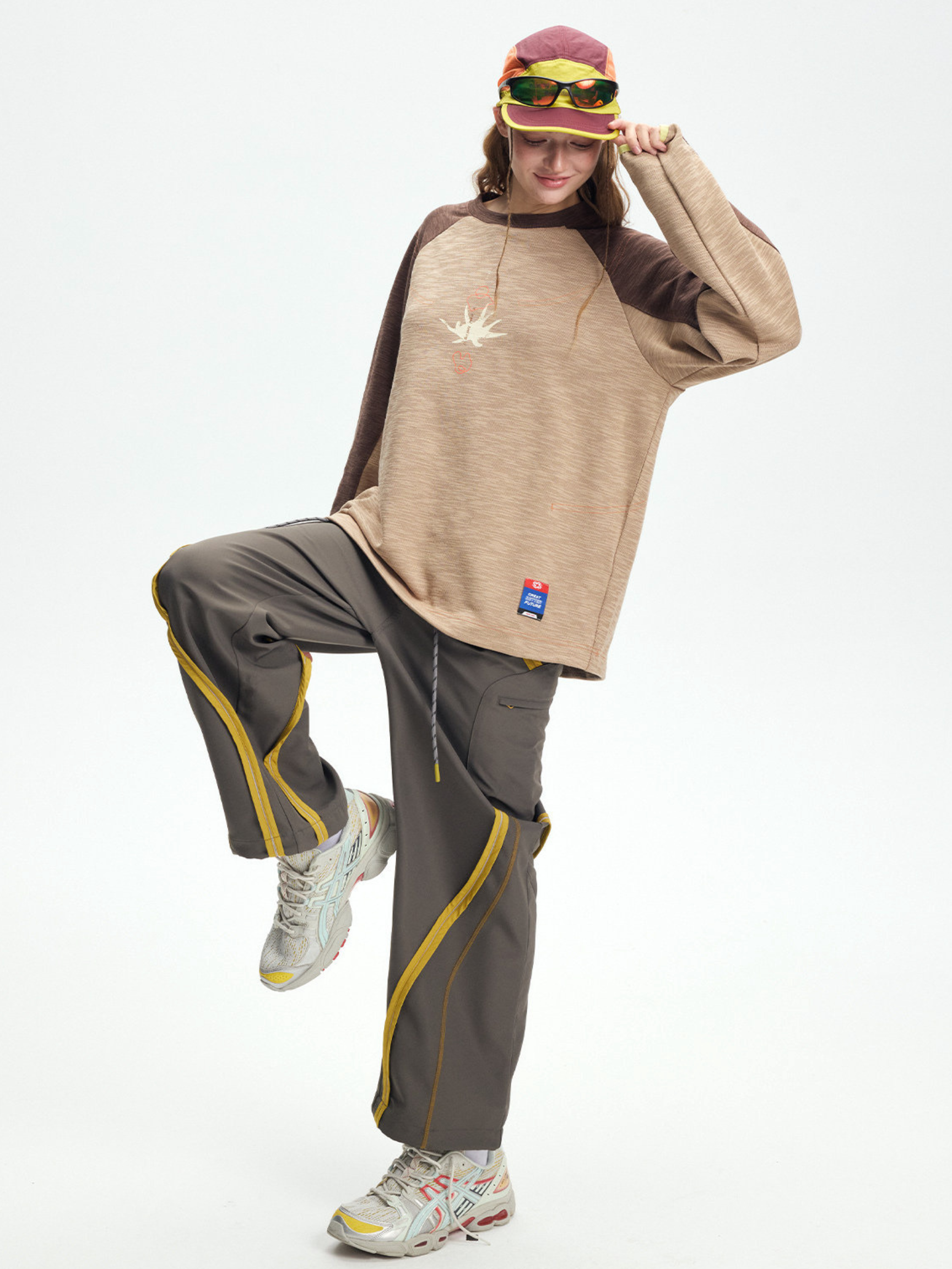 Balance - Women's Contrast Raglan Sleeve Oversized Long sleeves
