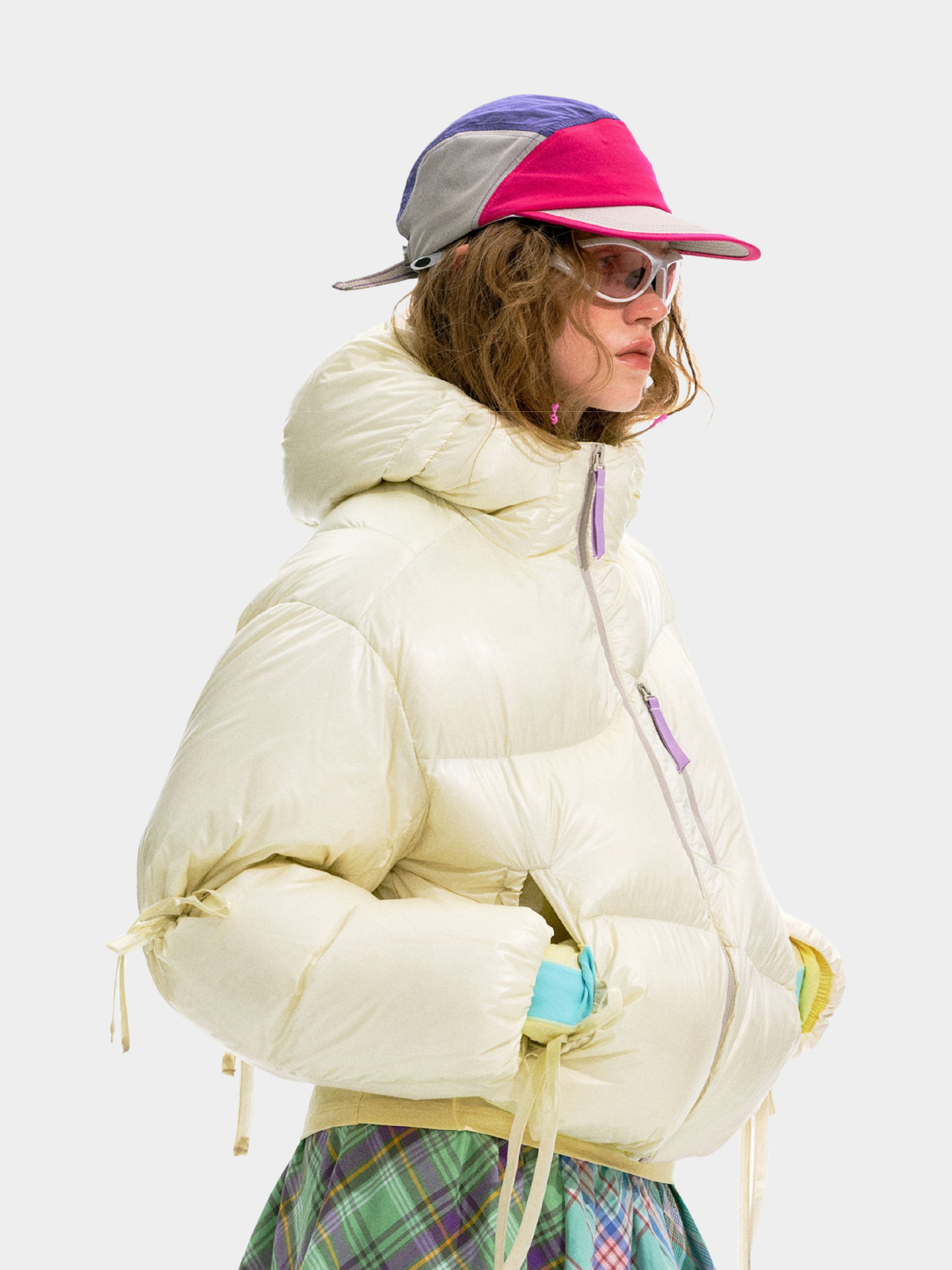 Ironfrost - Women's 90% White Duck Down Color-Blocked Short Puffer Jacket