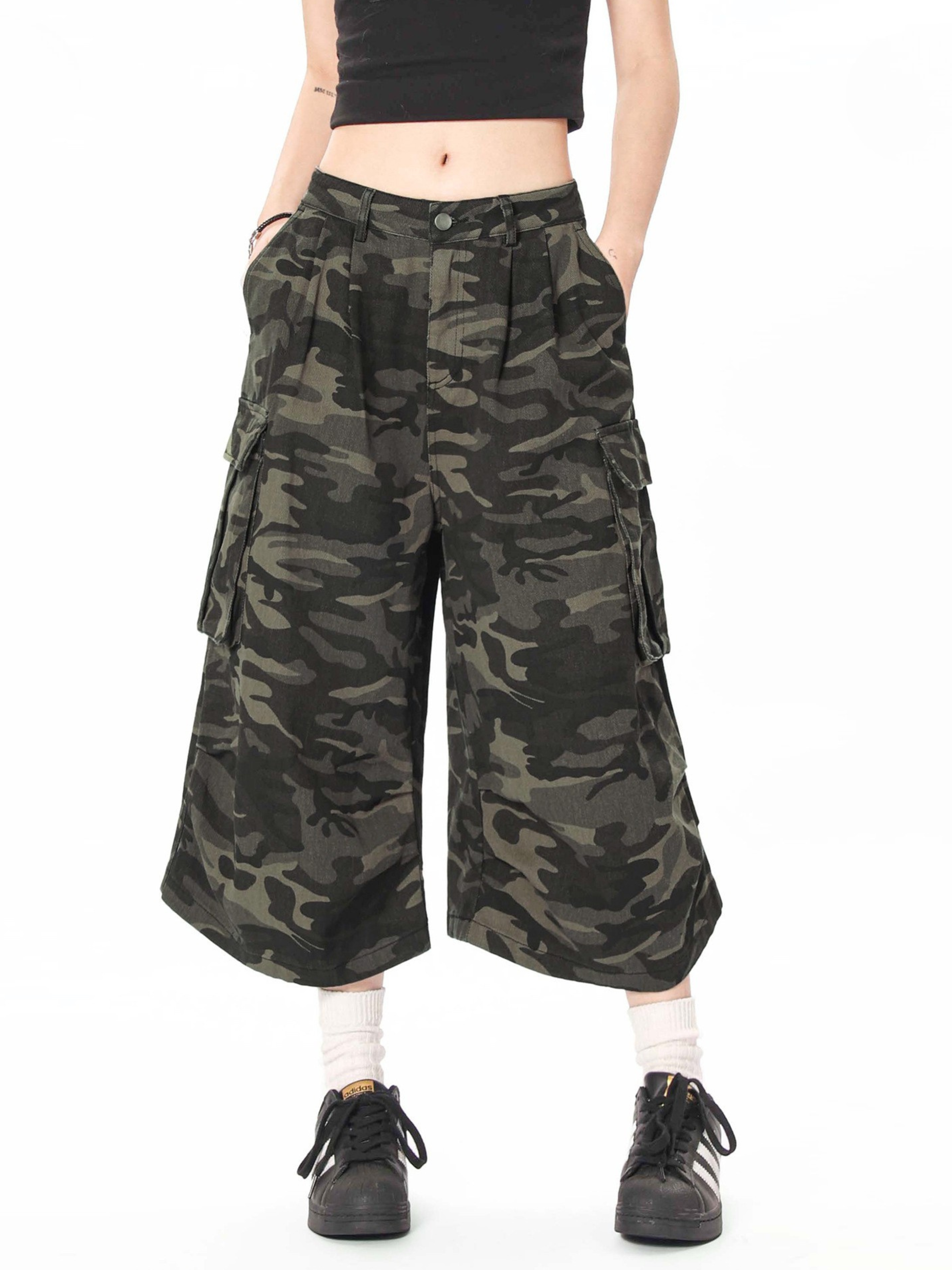 WolfDrop - Women's Camouflage Denim Shorts