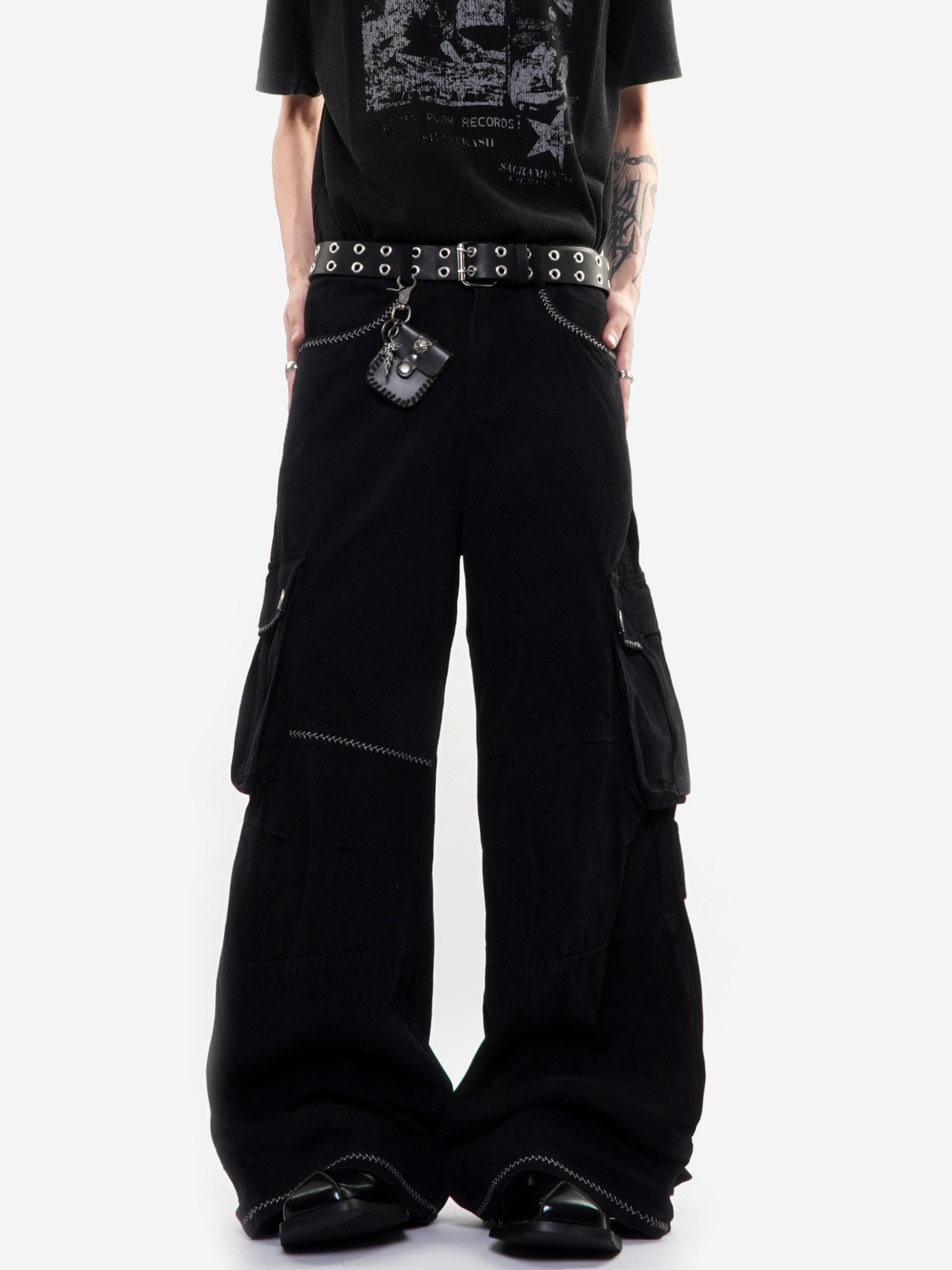 ThornView - Women's Multi-Pocket Washed Cargo Pants