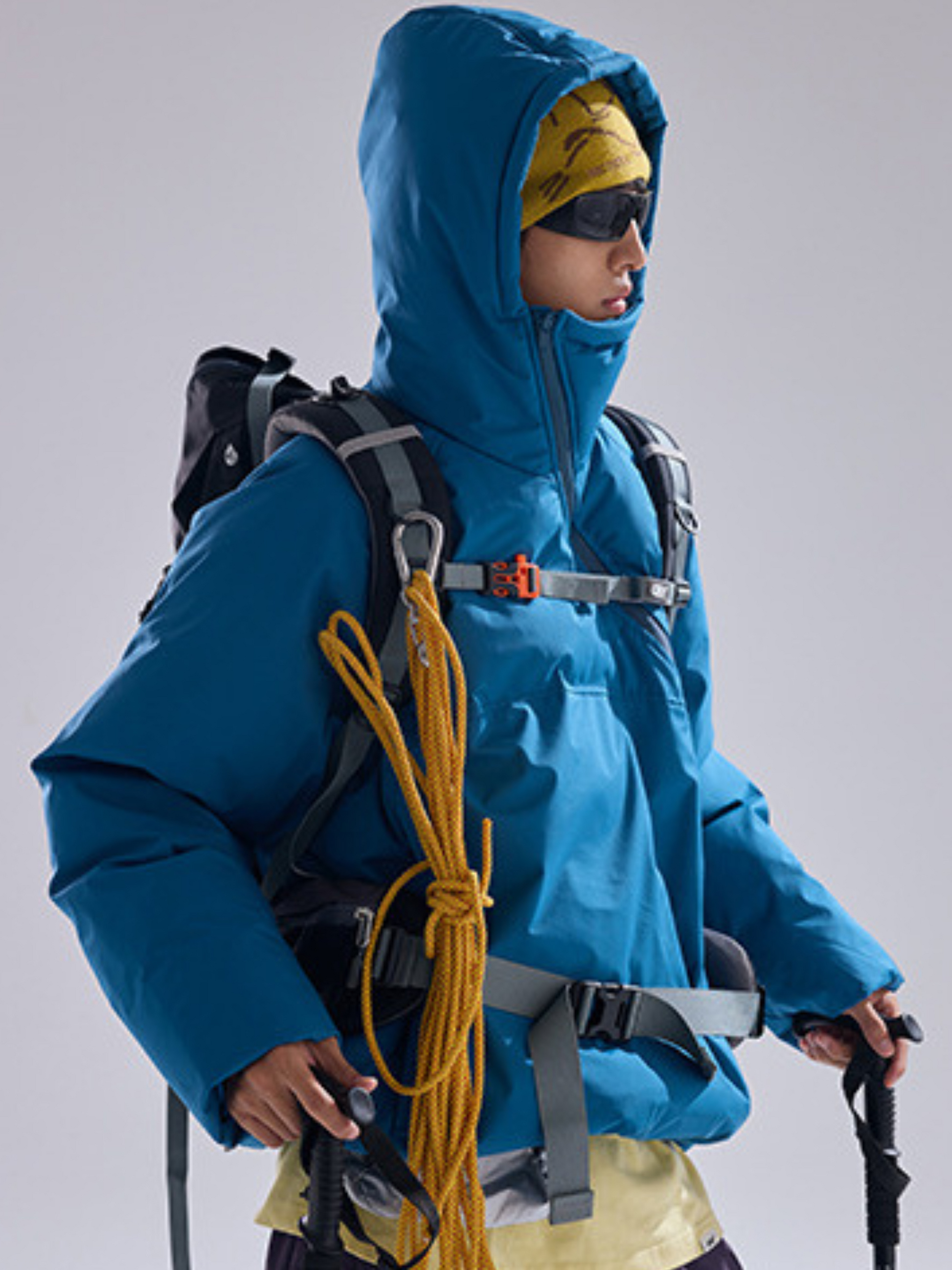 BluffGo - Unisex Asymmetric Zipper Hooded Puffer Jacket GONGGAR SPORTS