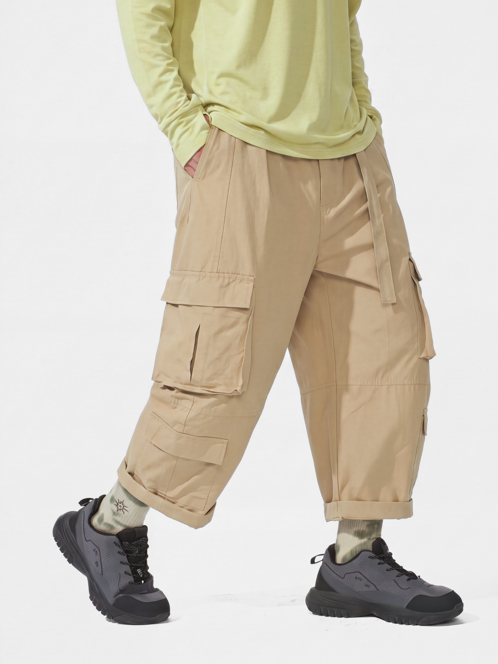 Castmark - Deconstructed Oversized-Pocket Utility Cropped Pants