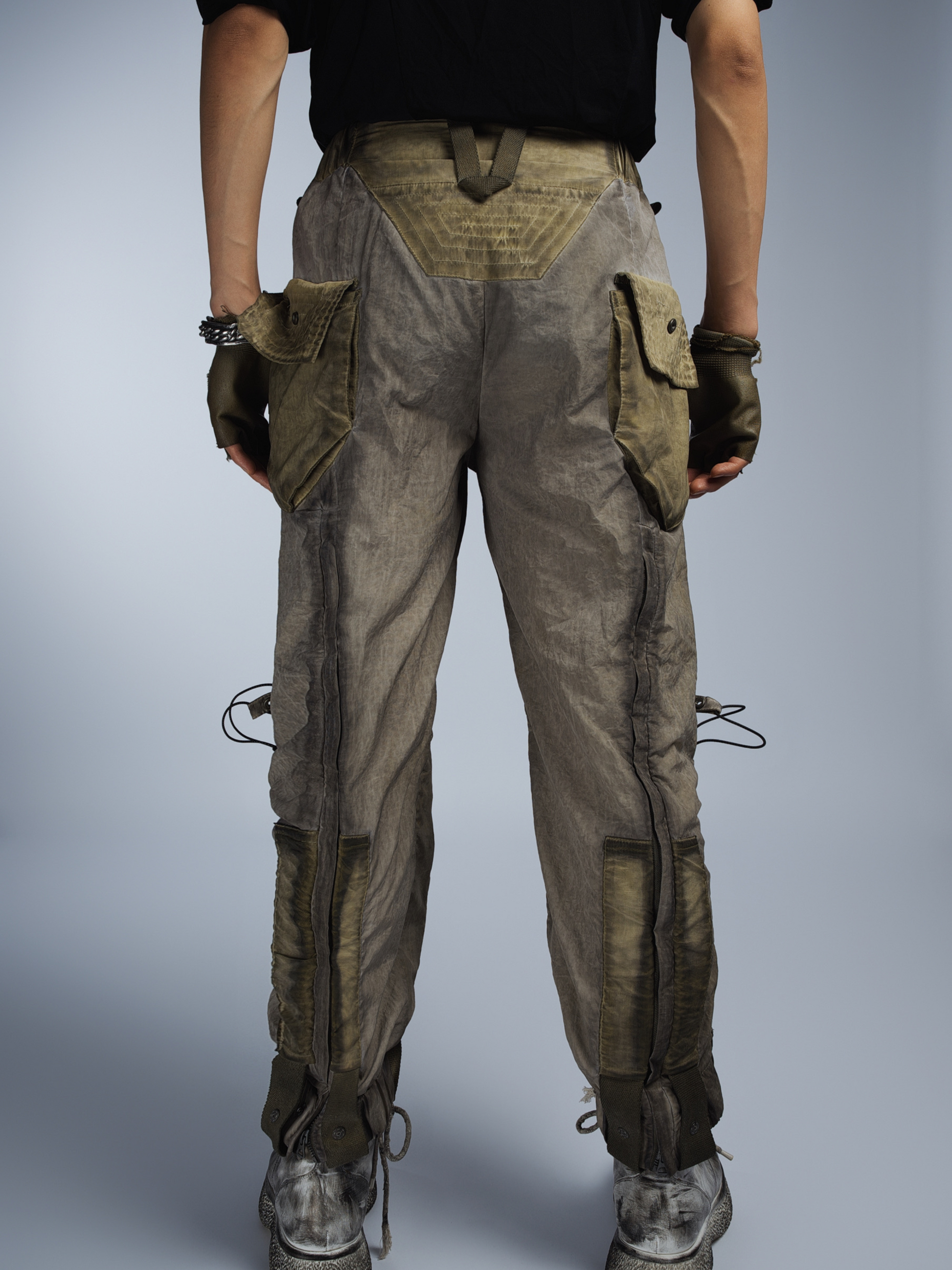 AquaFlask - Men's Distressed Dyed Jogger Pants GONGGAR SPORTS