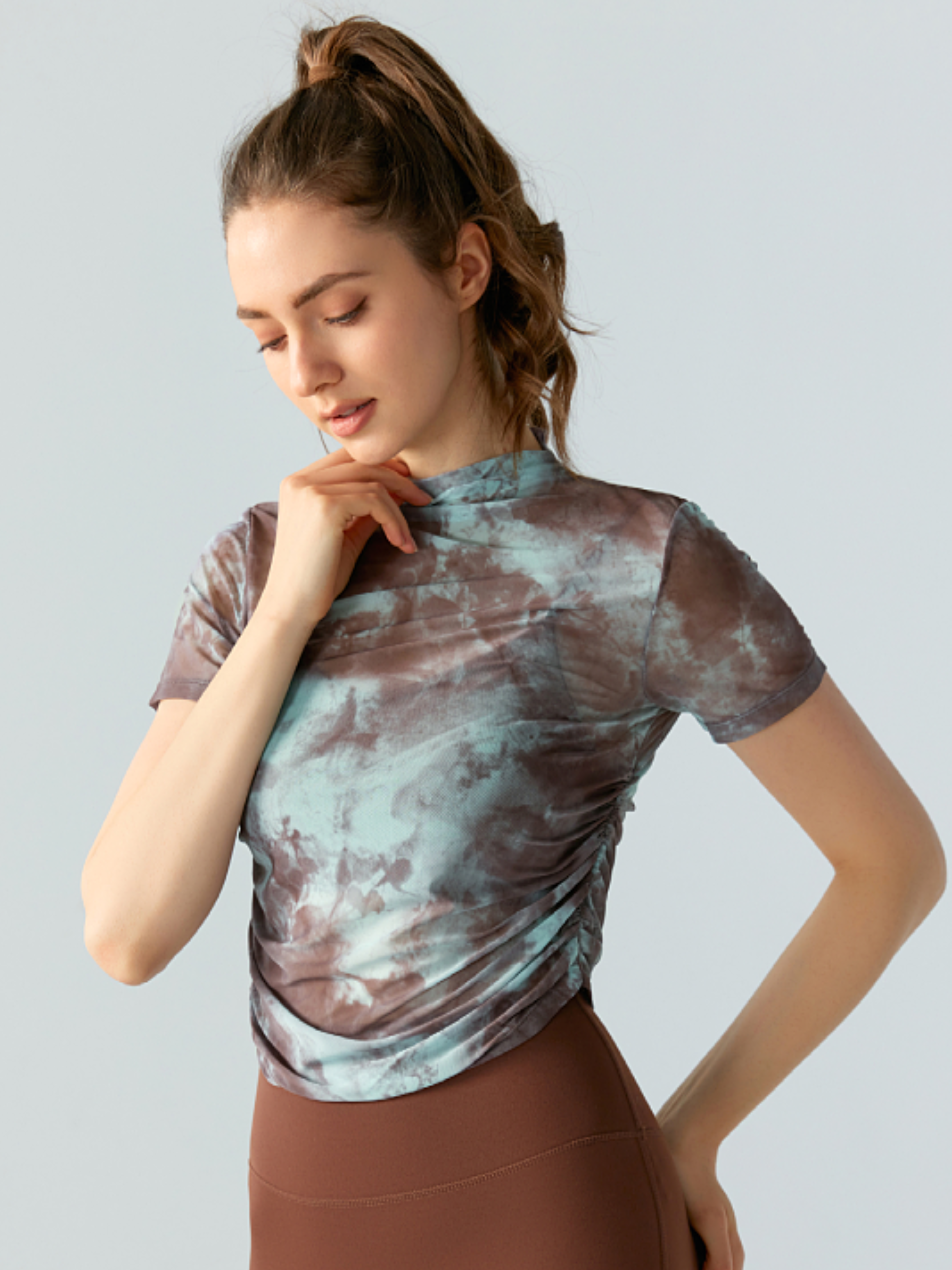 Blazerun - Women's Ruched Slim Fit Breathable Yoga Top