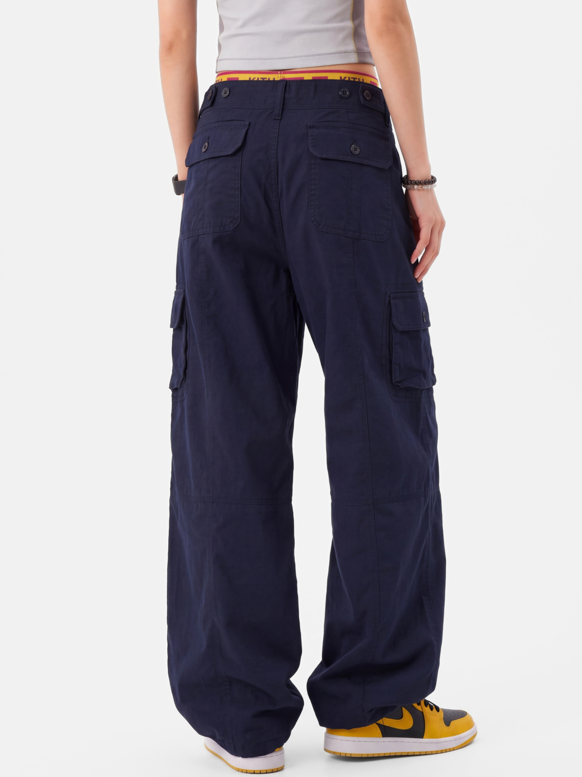 CalmDrift - Women's Deconstructed Multi-Pocket Straight-Leg Cargo Pants