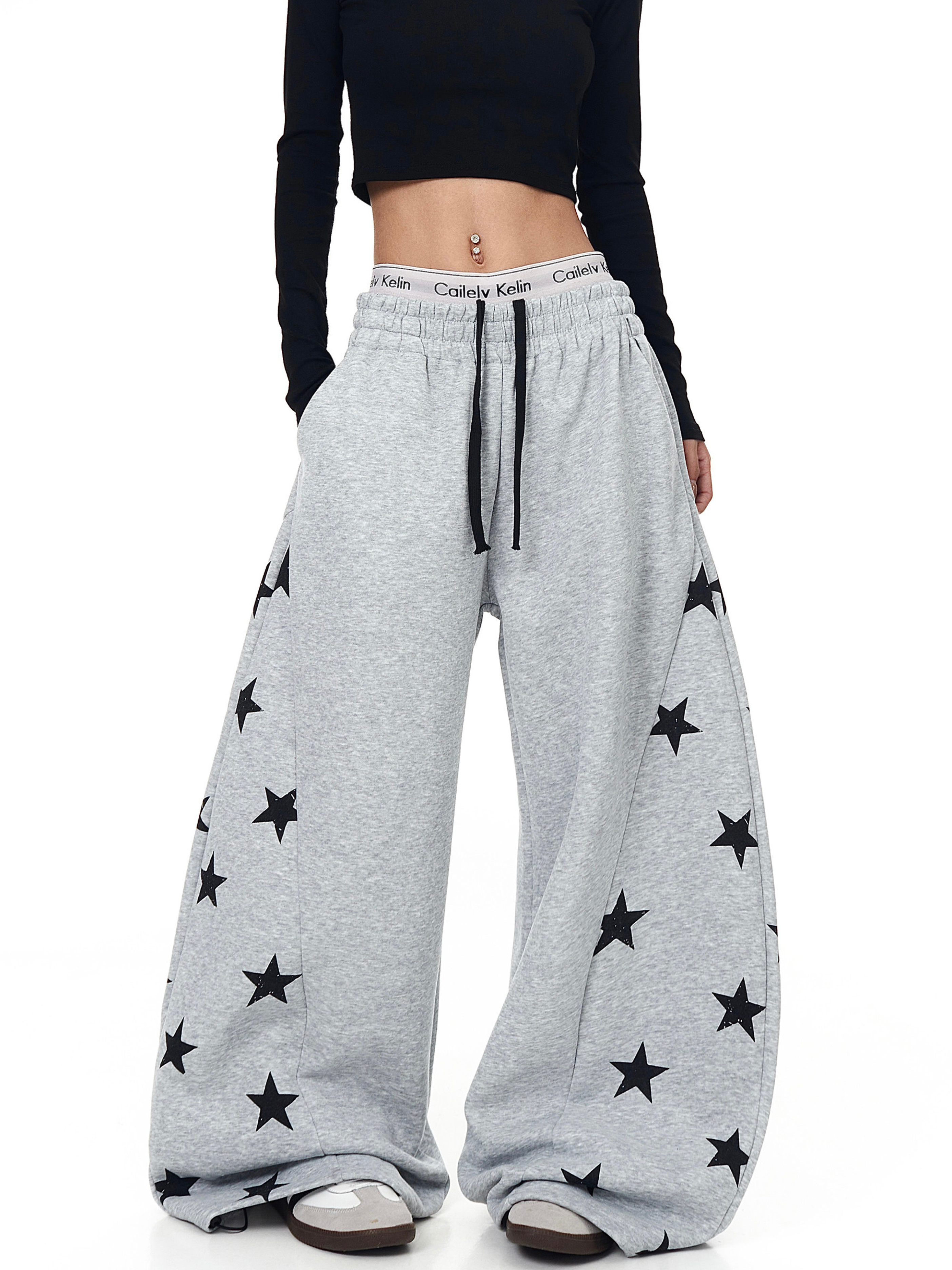 Thunderscorch - Women's Star Print Curved-Leg Sweatpants