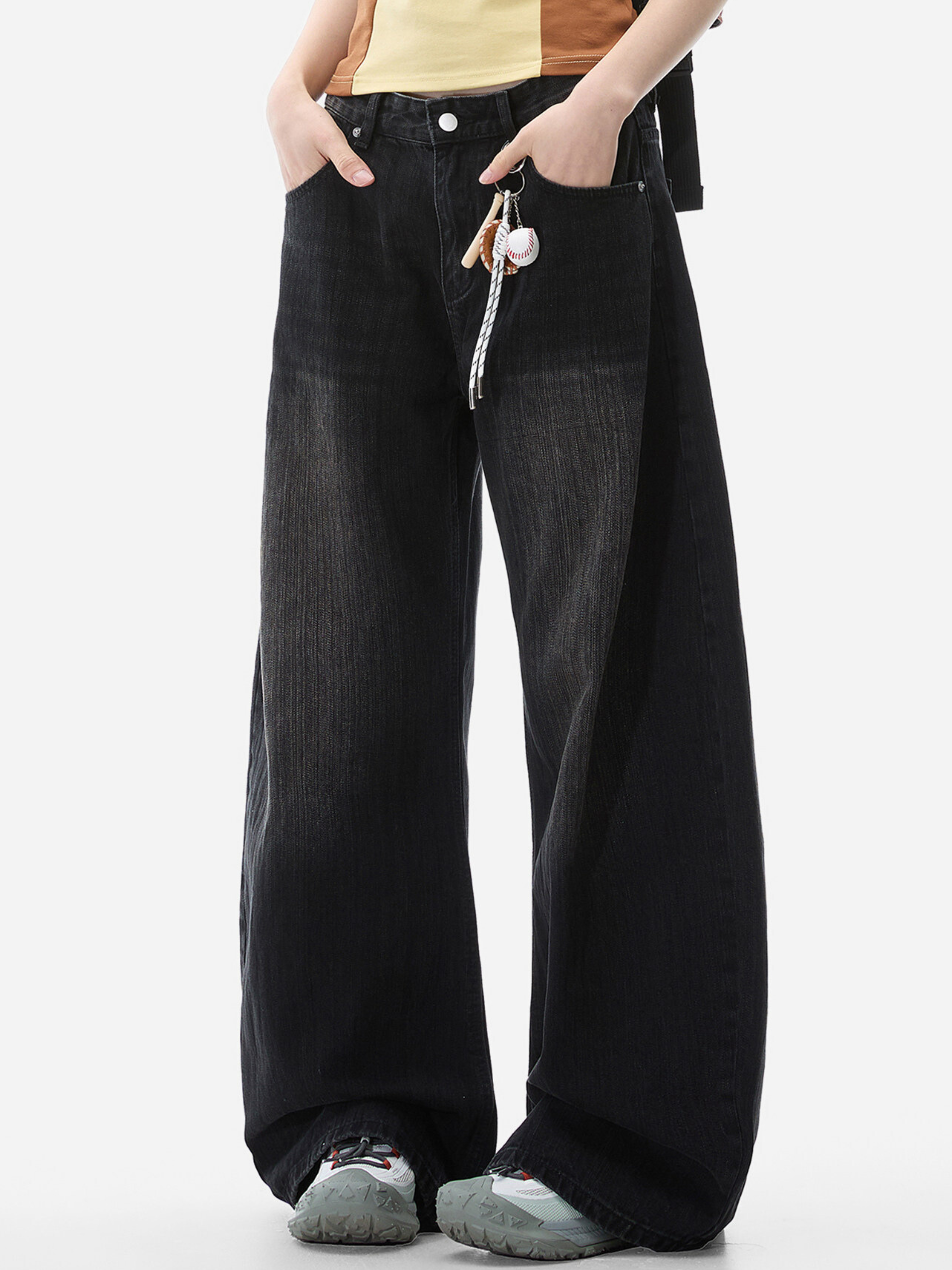 LowFell - Women's Washed Relaxed Straight-Leg Denim Jeans