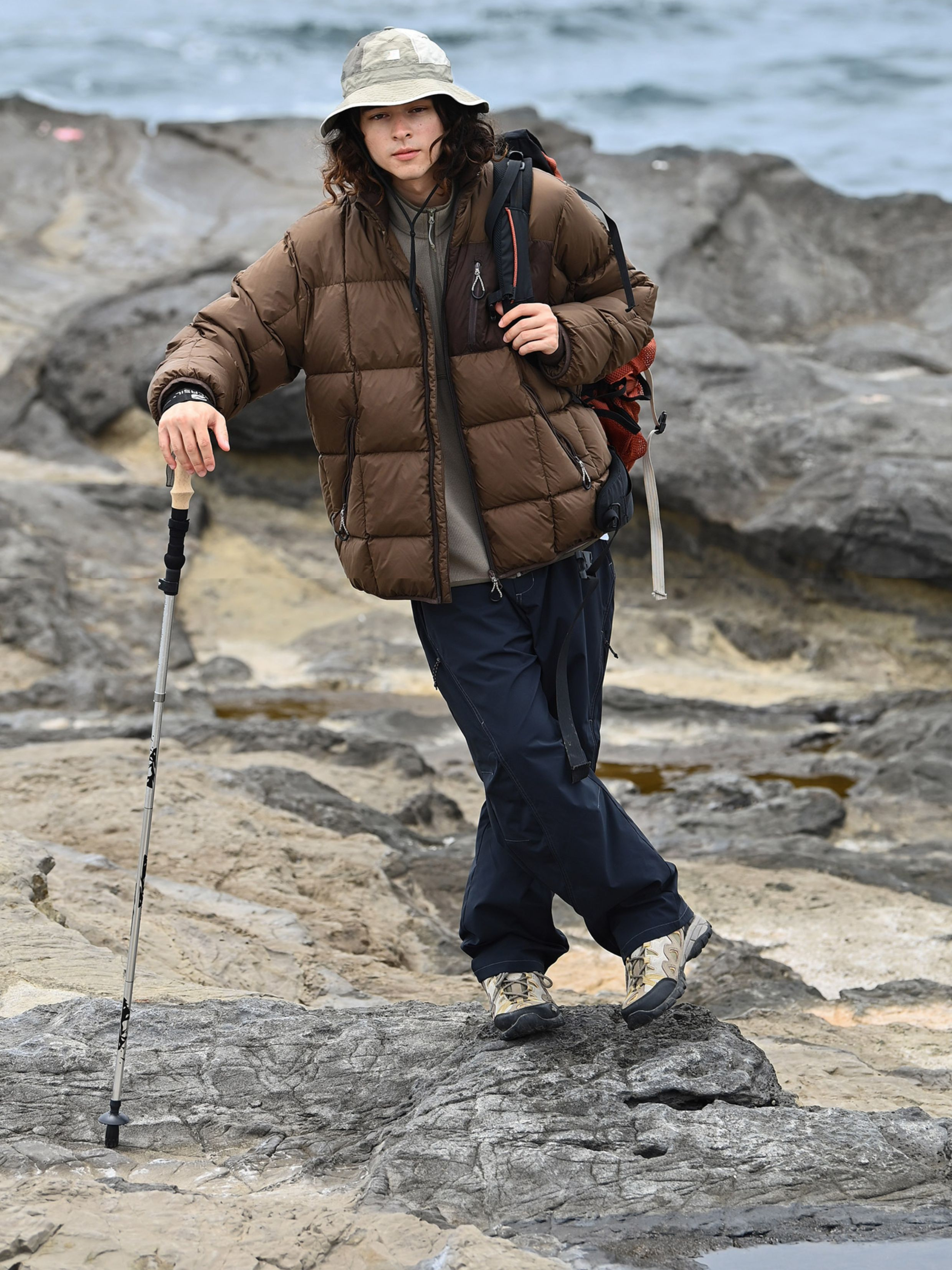 Wildthorn - Unisex 800FP 90% White Duck Down Tri-Proof Colorblock Jacket