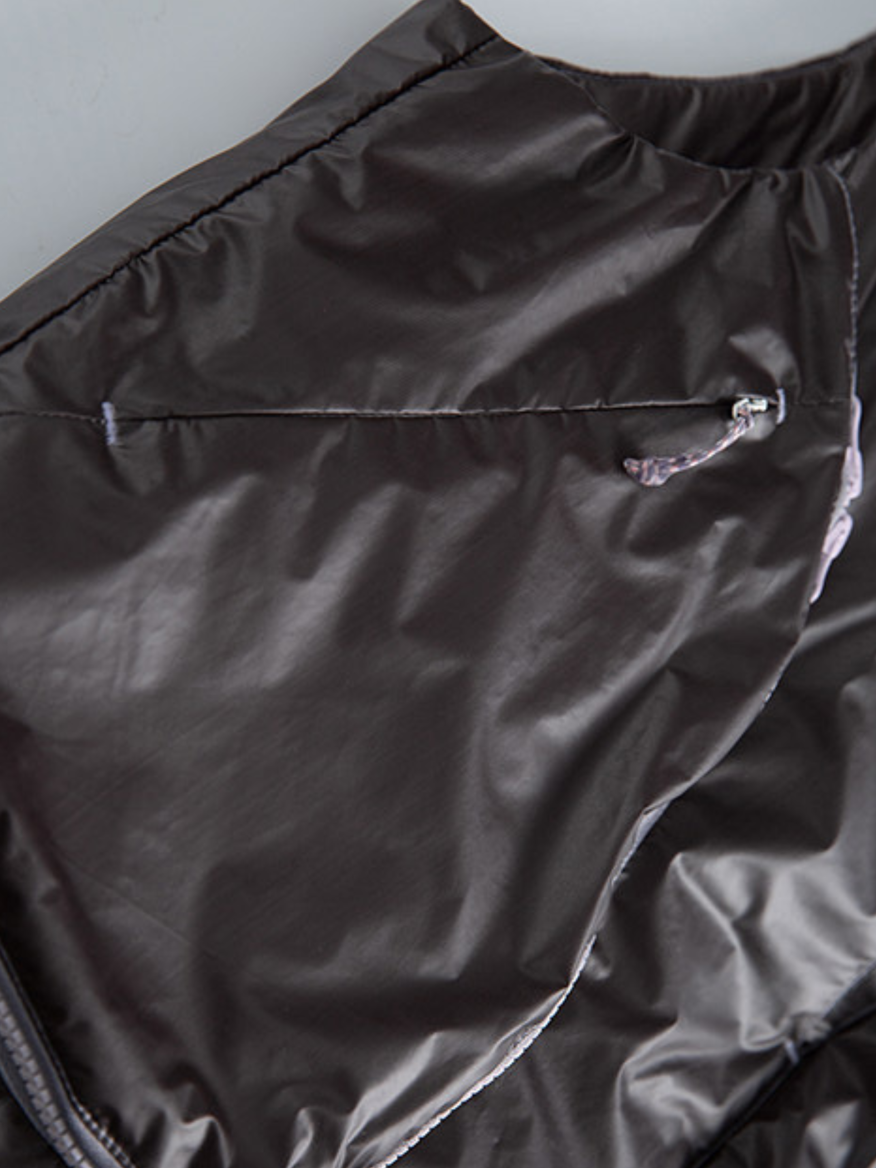 DryWrap - Unisex ColorShift Thermal 90% White Duck Down Vest