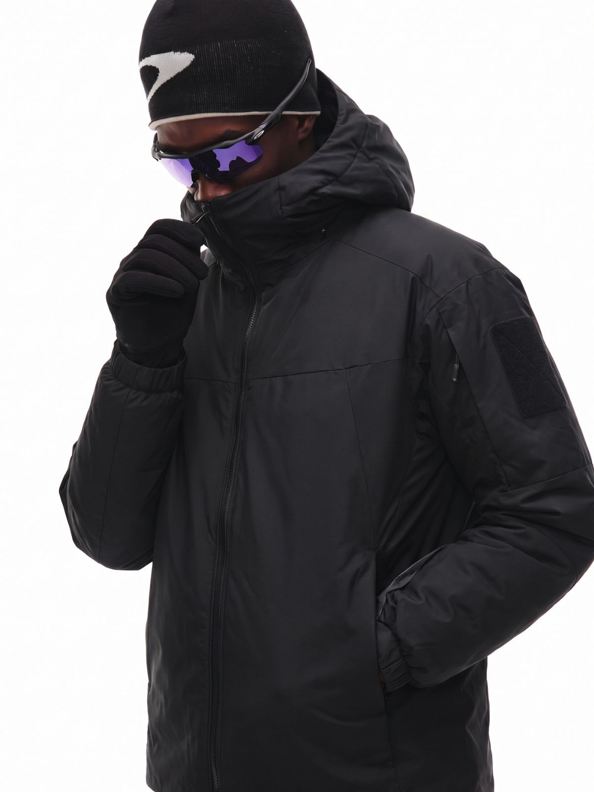 Barkcrack - Lightweight Wind-Resistant Hooded Insulated Jacket