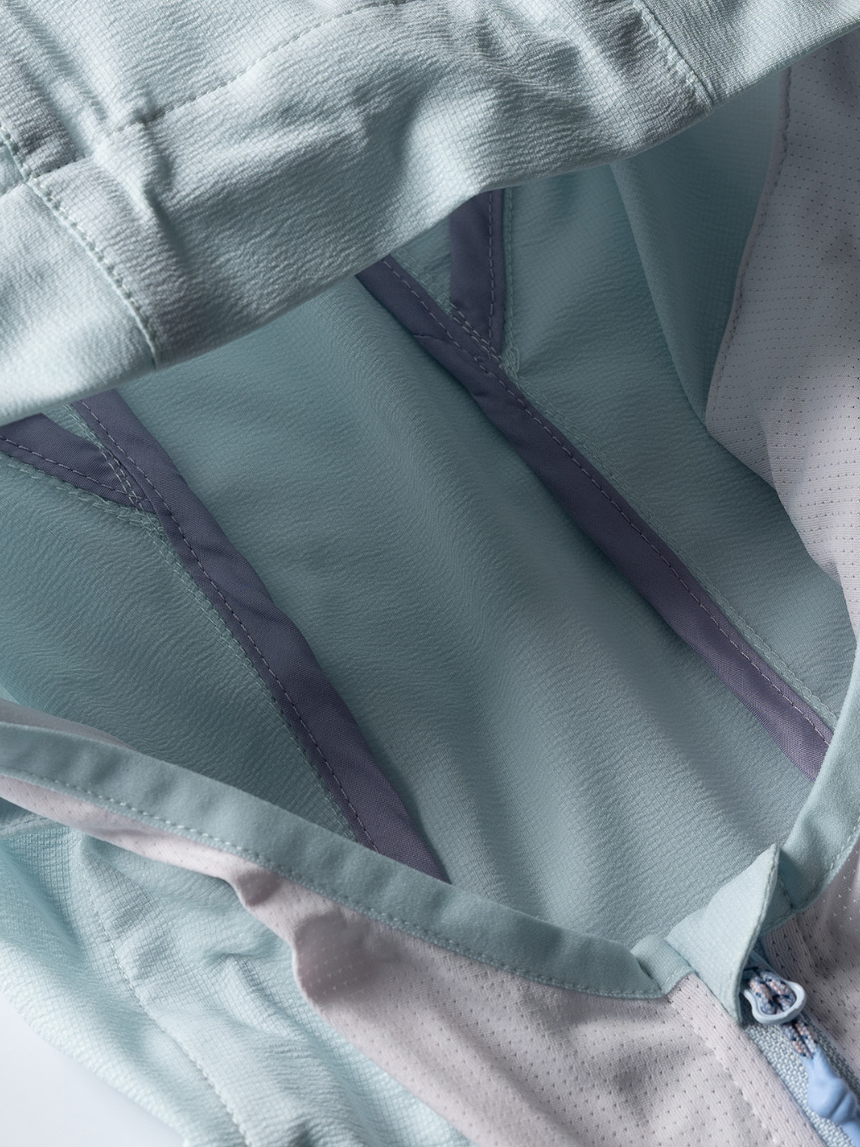 BreezeLite - Unisex Water-Repellent Lightweight Breathable Jacket