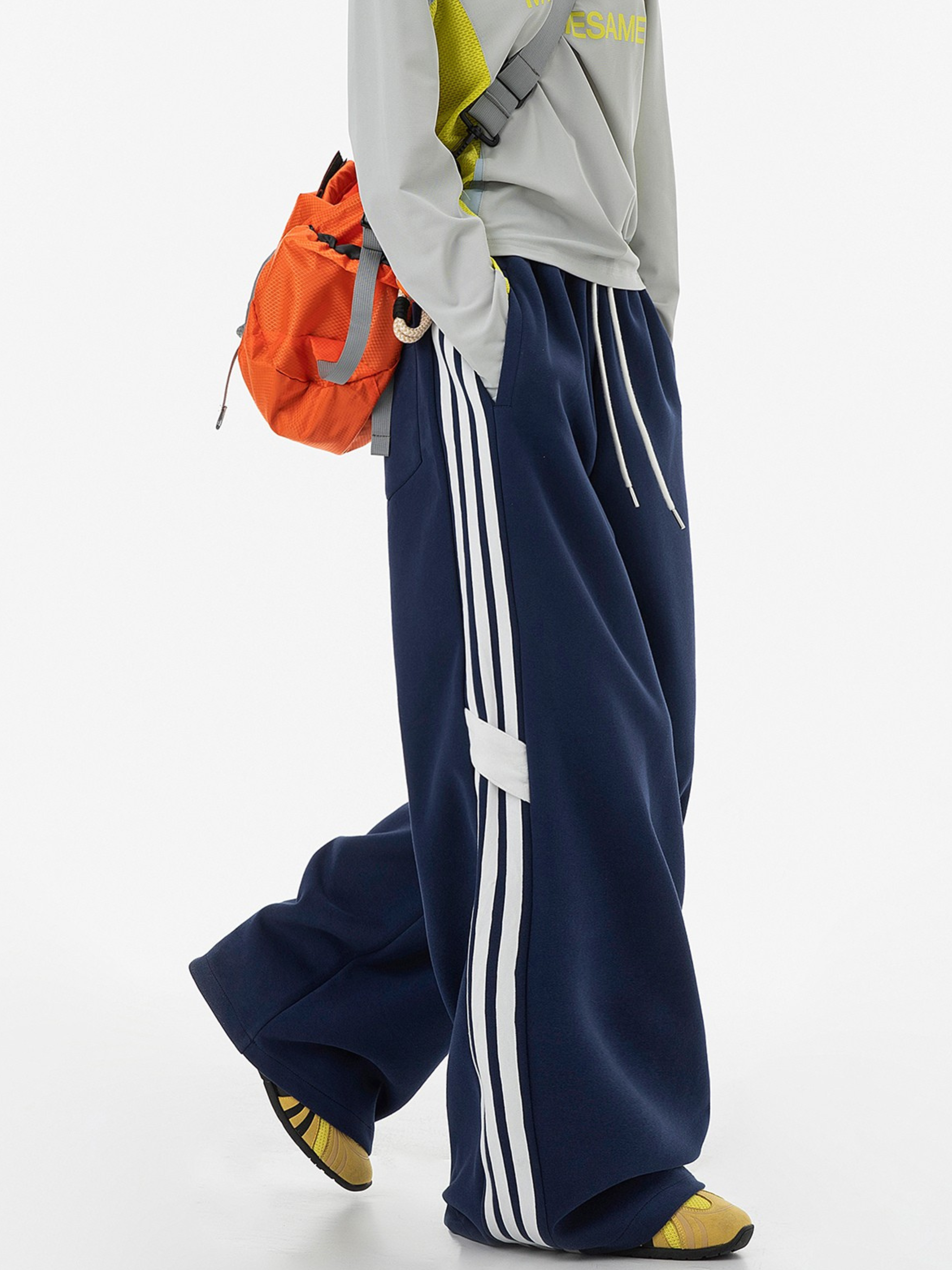 Trailhead - Women's Three-Stripe Straight-Leg Sweatpants
