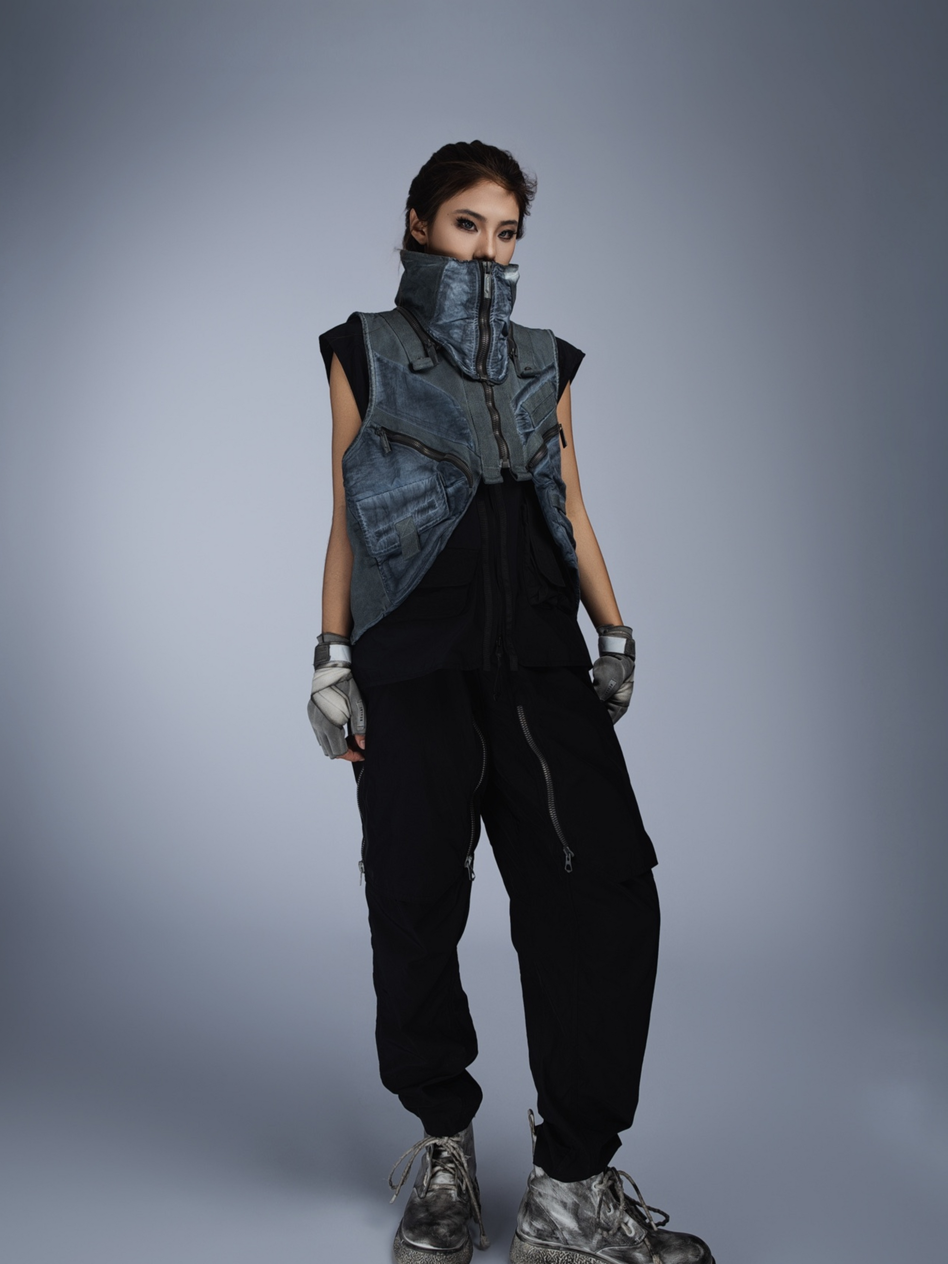 FlexCanopy - Unisex Asymmetric 3D Pocket Detachable Vest GONGGAR SPORTS