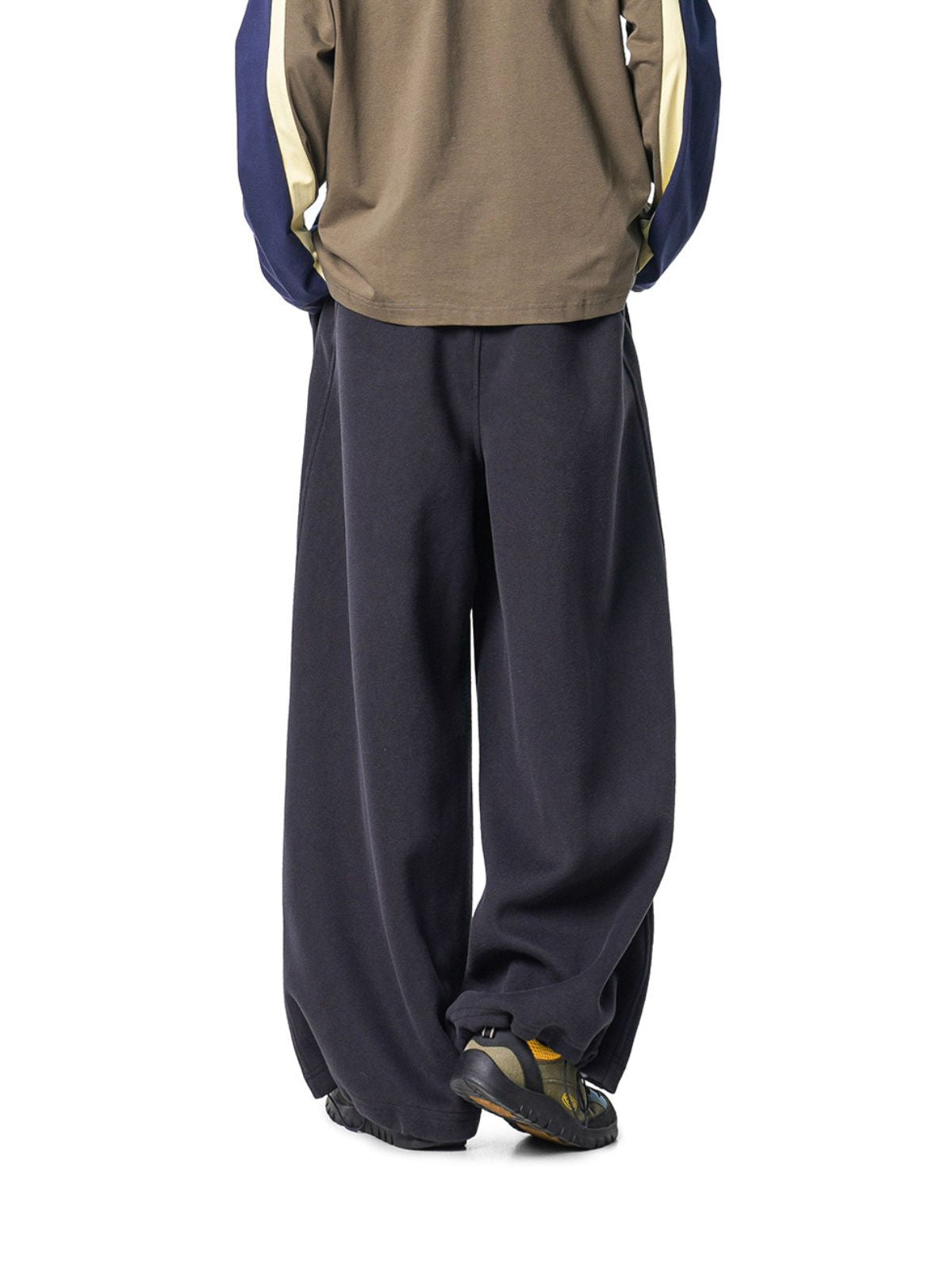 Reachpeak - Unisex Rivet-Detail Pleated Draped Paratrooper Sweatpants