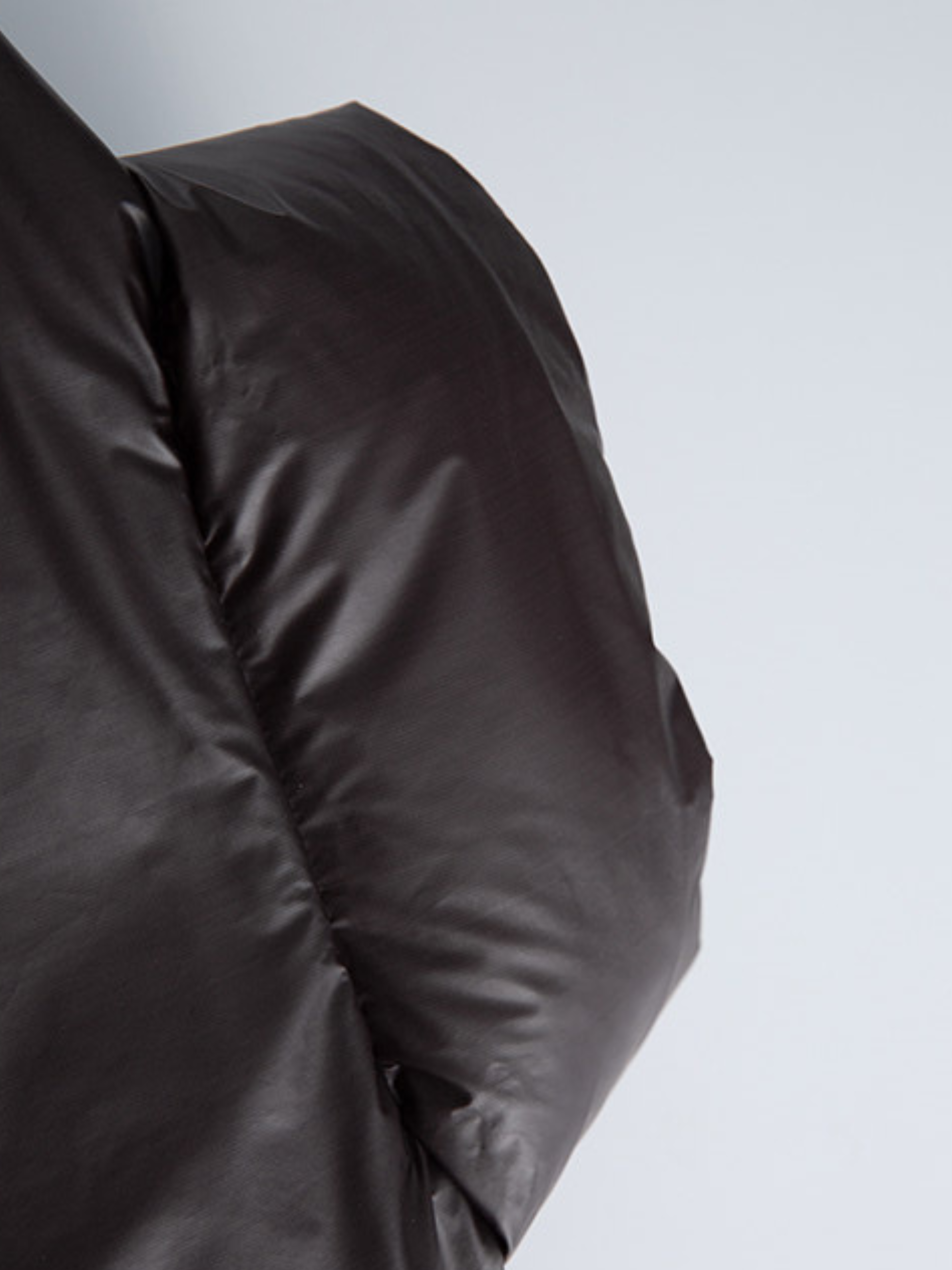 DryWrap - Unisex ColorShift Thermal 90% White Duck Down Vest