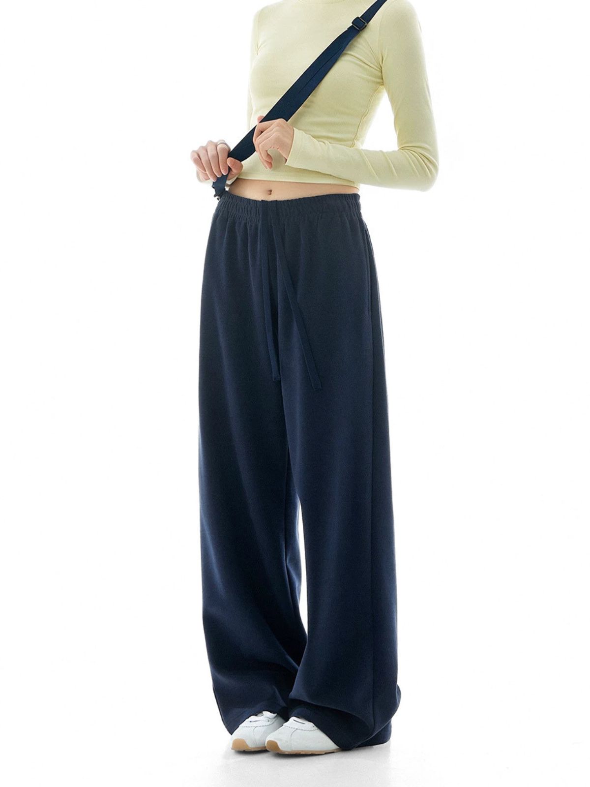Nightsummit - Women's Soft & Smooth Draped Straight-Leg Sweatpants
