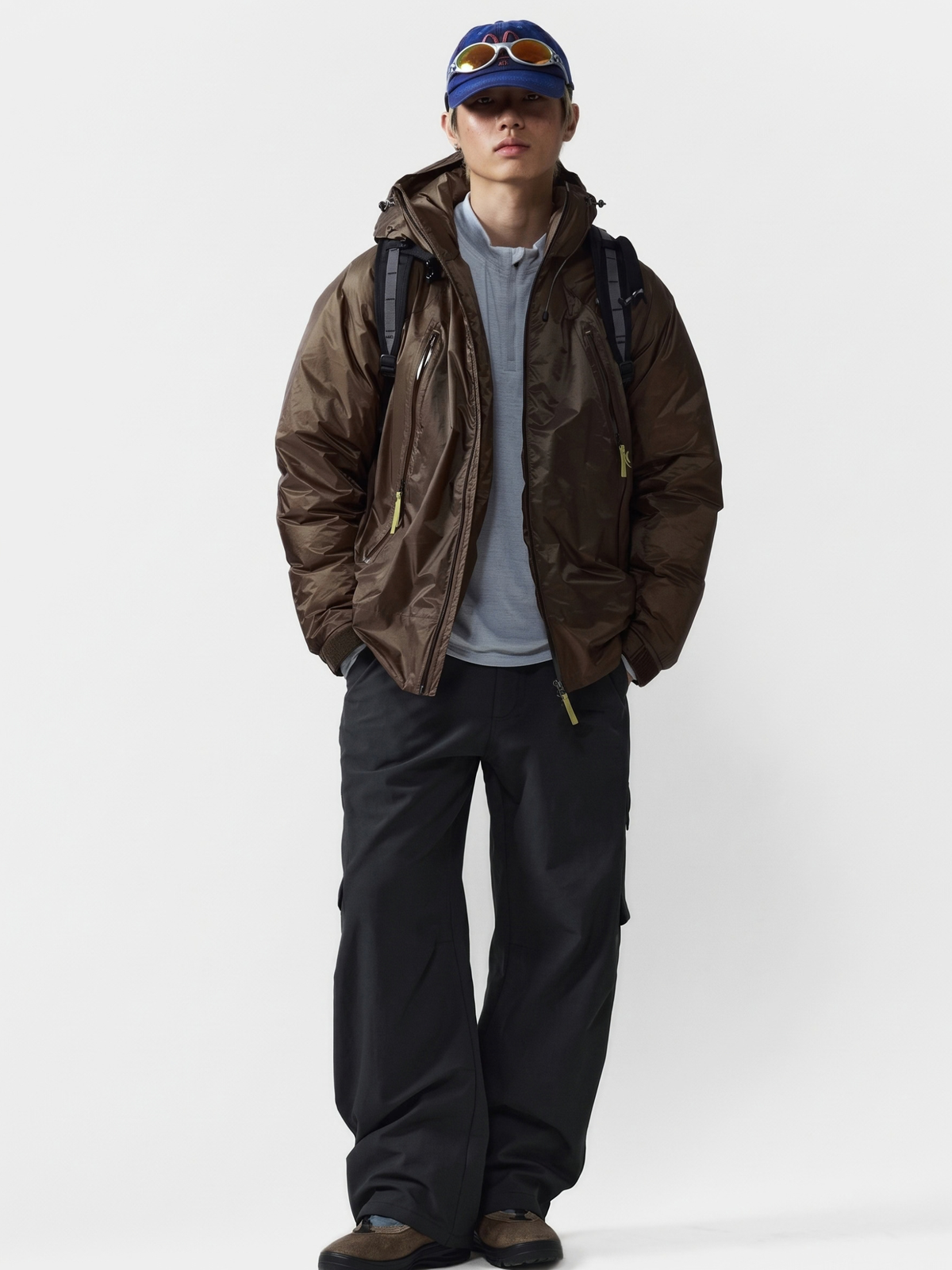 Dawntrail - 90% White Duck Down Hooded Insulated Jacket