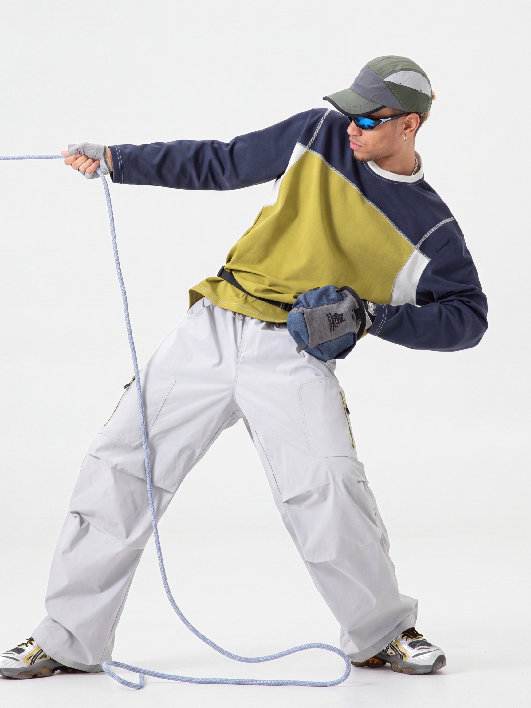 GoldDrift - Unisex Moisture-Wicking & Quick-Dry Long Sleeve T-Shirt