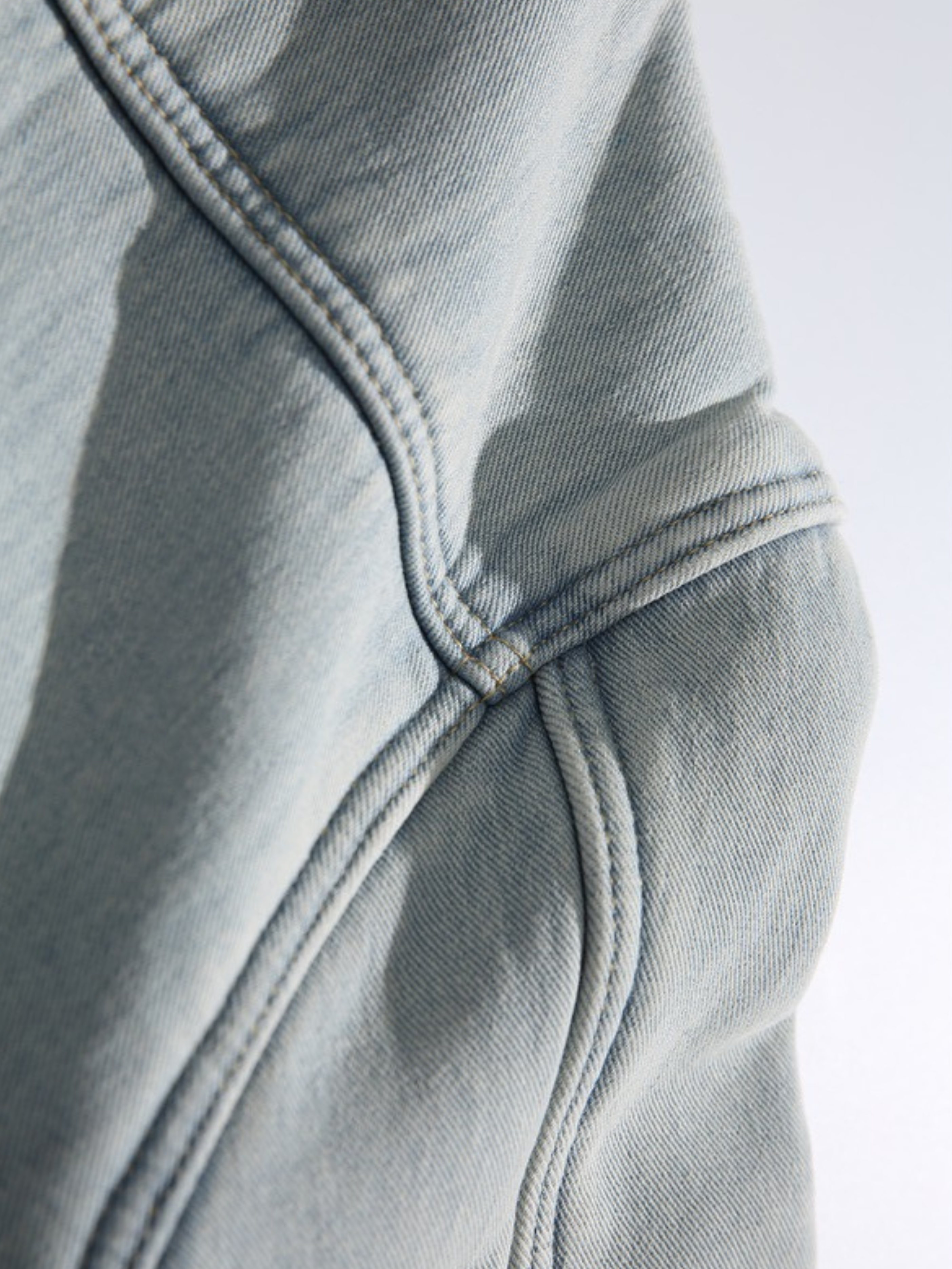 Vespera - Unisex Washed Denim Sherpa Jacket