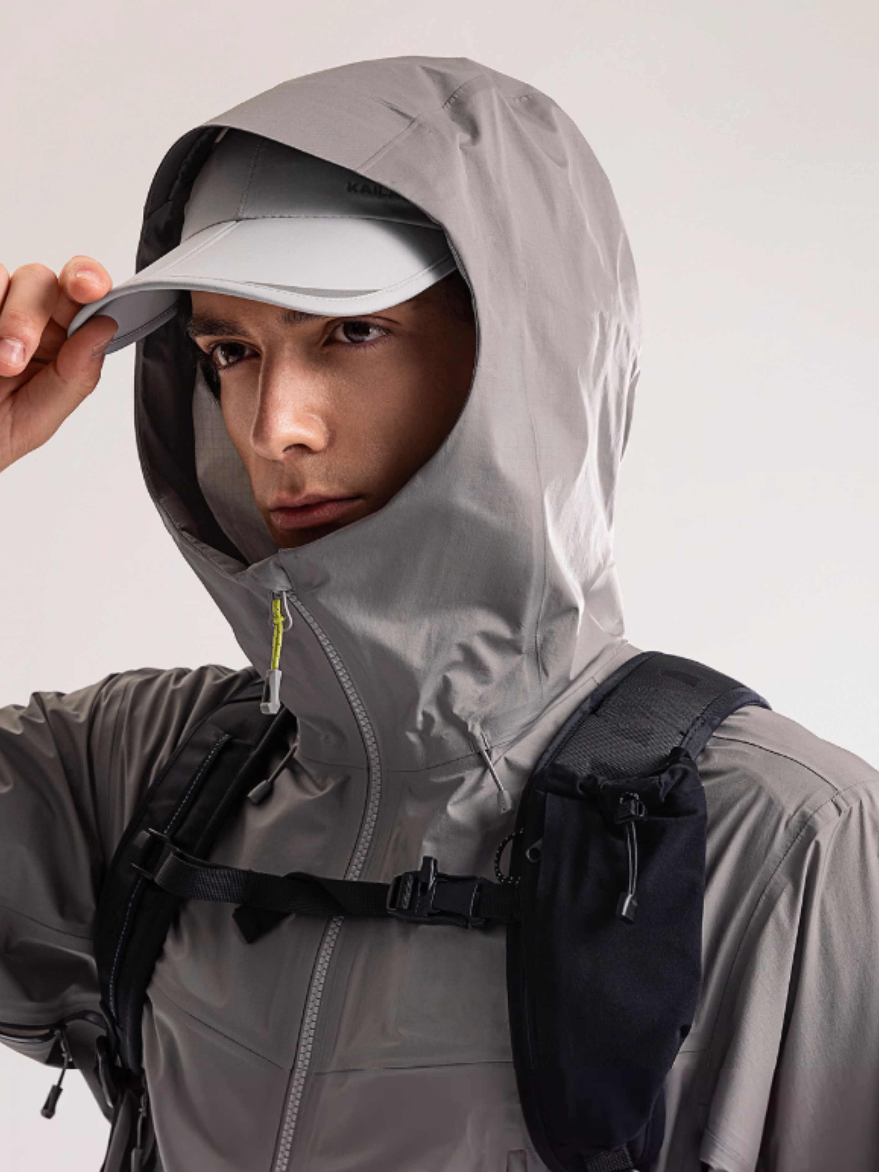 GONGGAR - Unisex Hard Shell Hooded Jacket