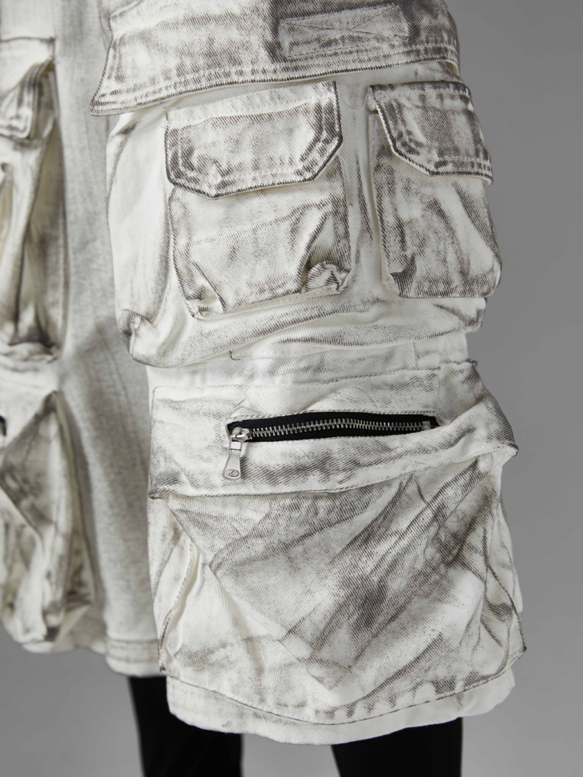 BaseSeat - Men's Distressed Dye Unique Shorts GONGGAR SPORTS