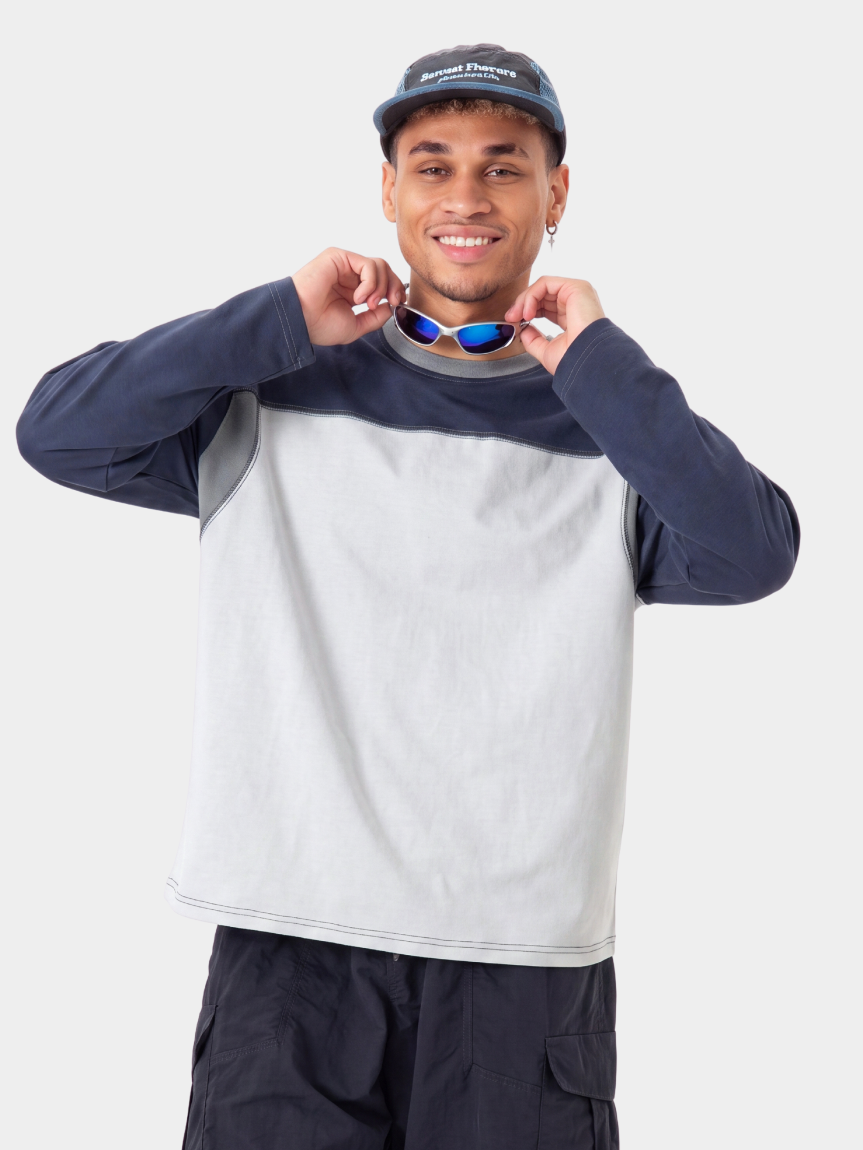 GoldDrift - Unisex Moisture-Wicking & Quick-Dry Long Sleeve T-Shirt