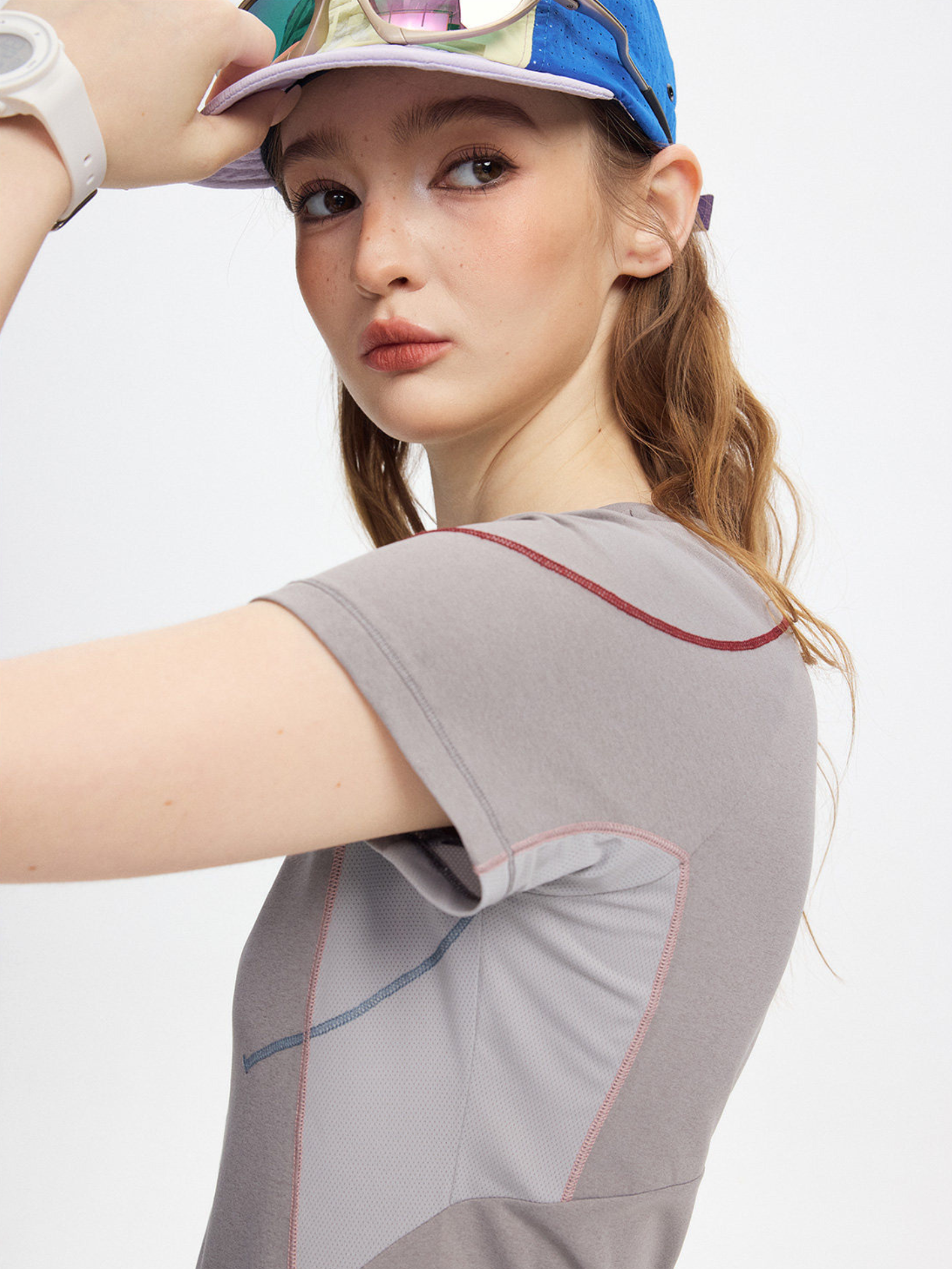 FreeStep - Women's Moisture-Wicking Quick-Dry T-Shirt