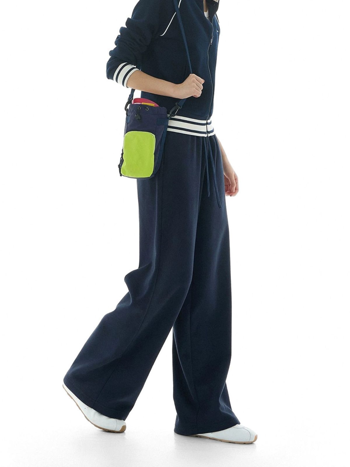 Nightsummit - Women's Soft & Smooth Draped Straight-Leg Sweatpants