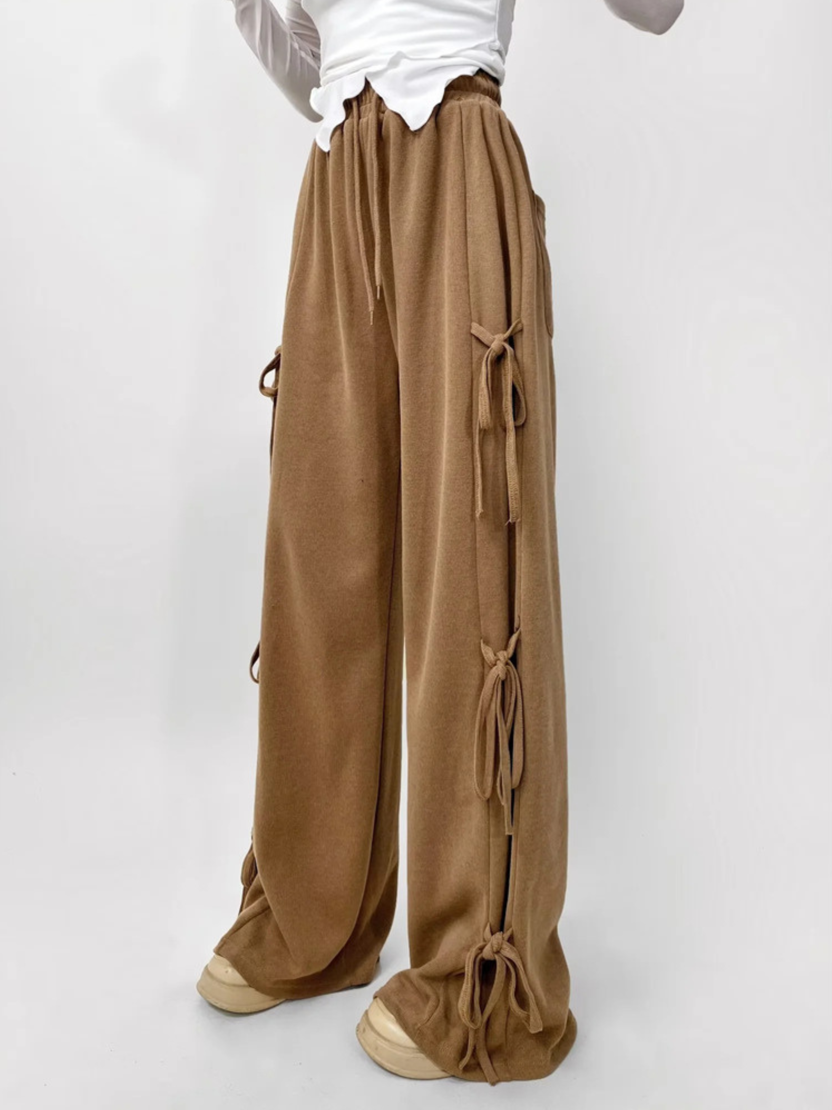 ThornPort - Women's Elastic Waist Butterfly Bow Loose Pants