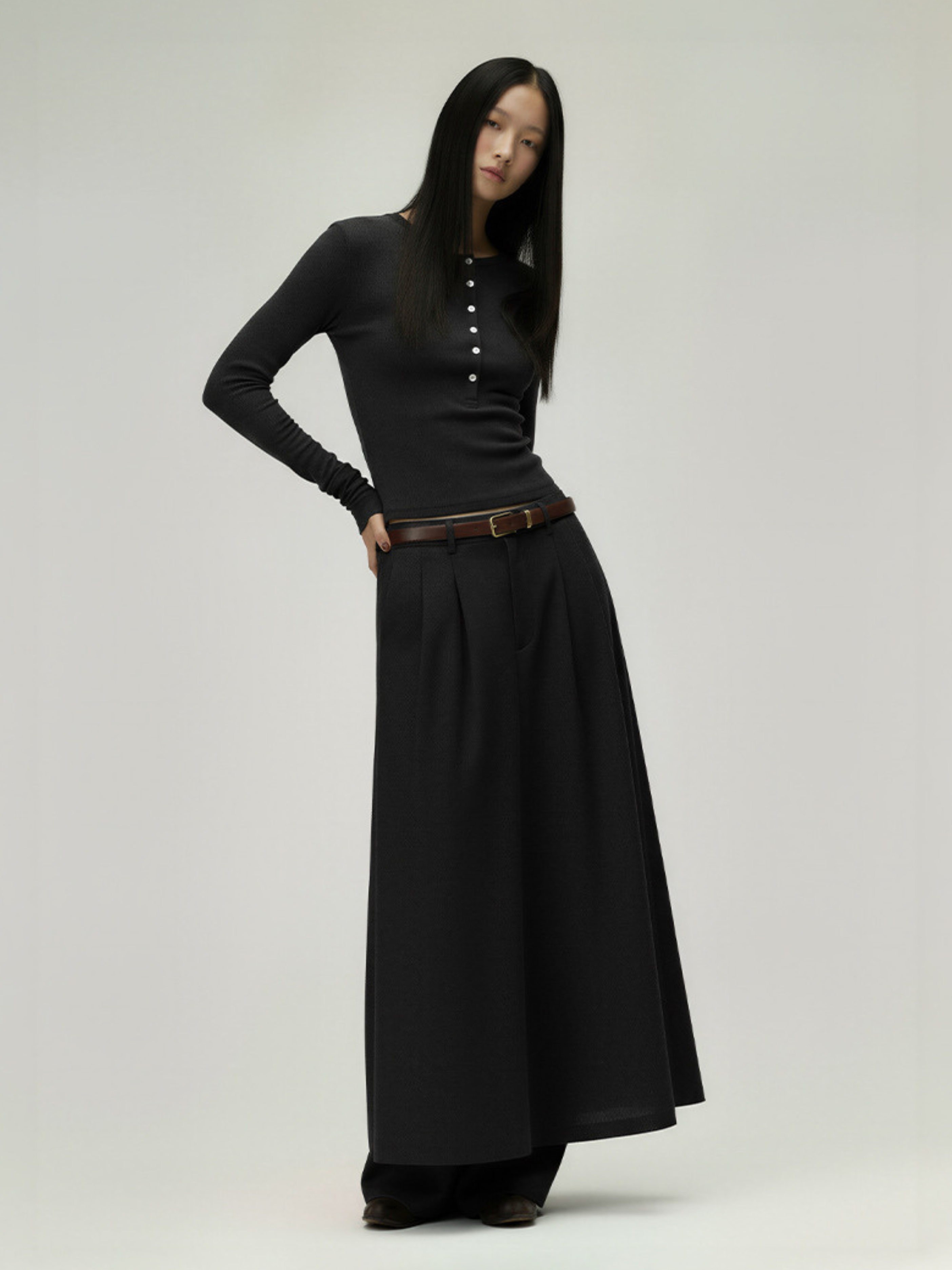 Echo - Women's TENCEL™ Henley Neck Slim-Fit Long Sleeve Tee