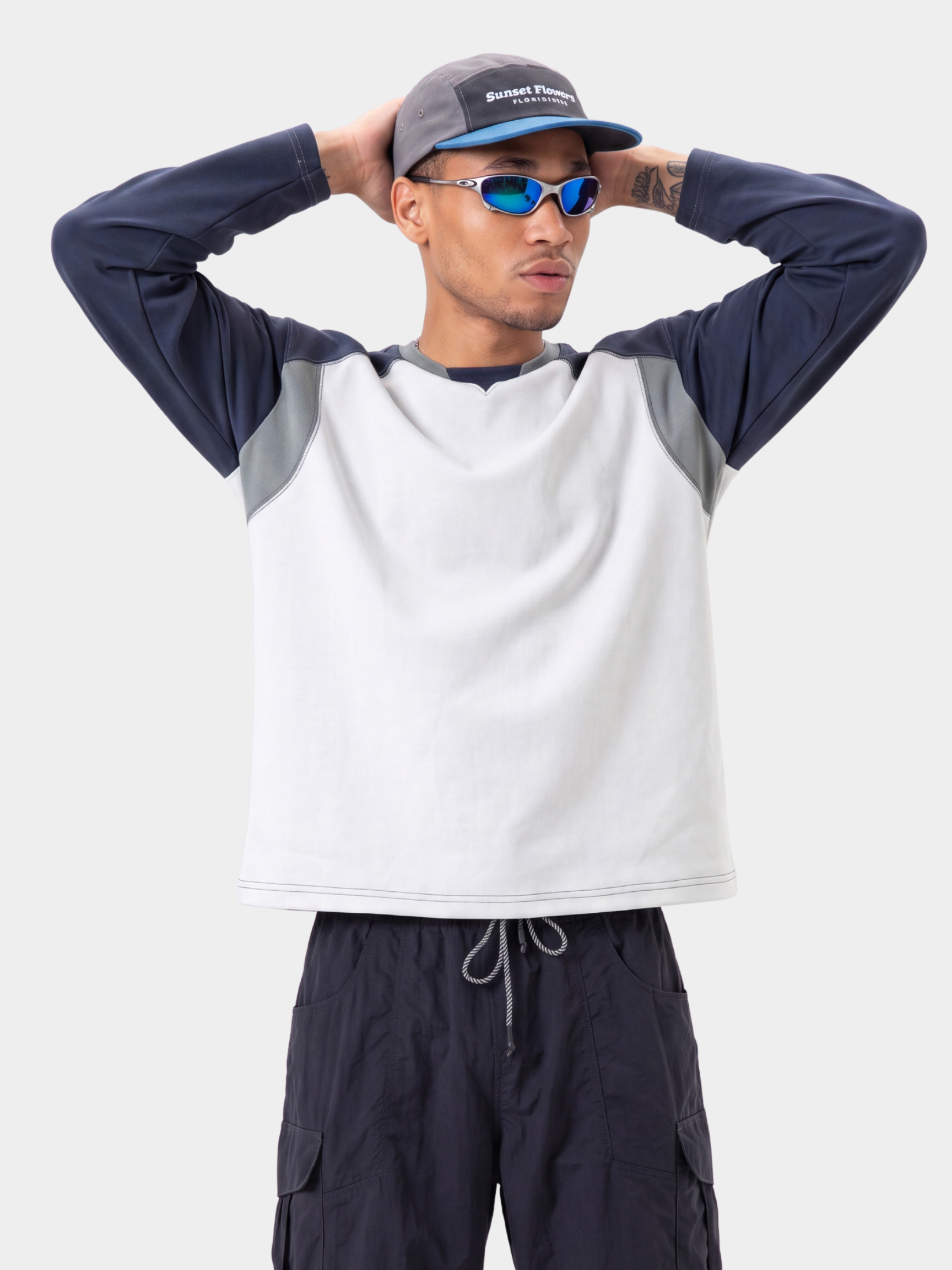 GoldDrift - Unisex Moisture-Wicking & Quick-Dry Long Sleeve T-Shirt
