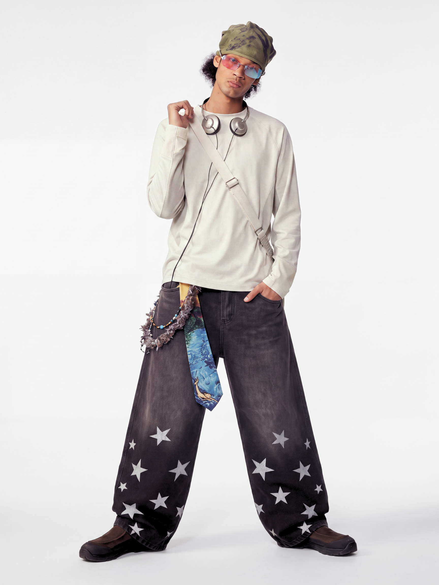 Fieldtrace - Unisex Washed Gradient Star-Print Baggy Jeans