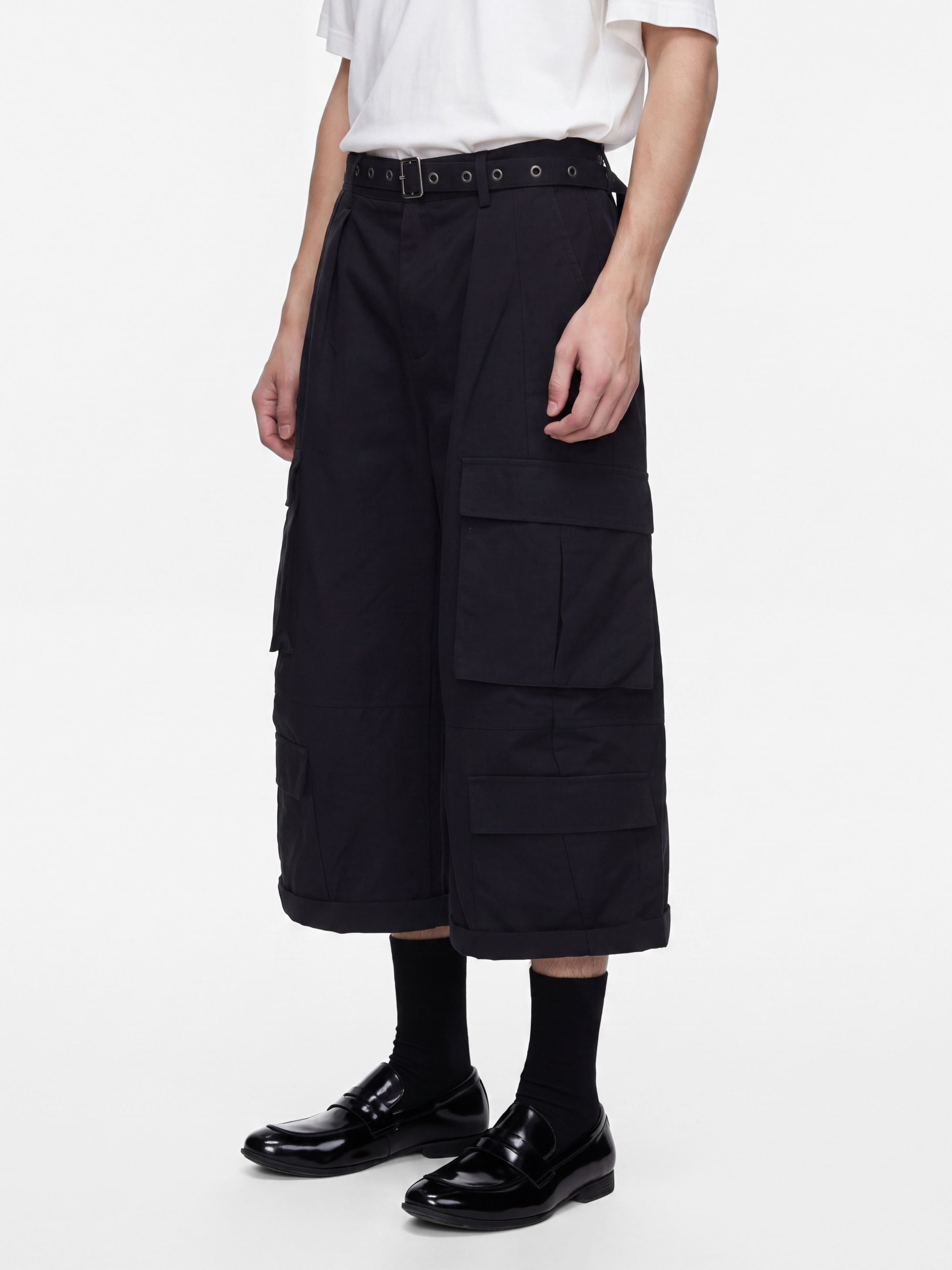 Castmark - Unisex Deconstructed Oversized-Pocket Utility Cropped Pants