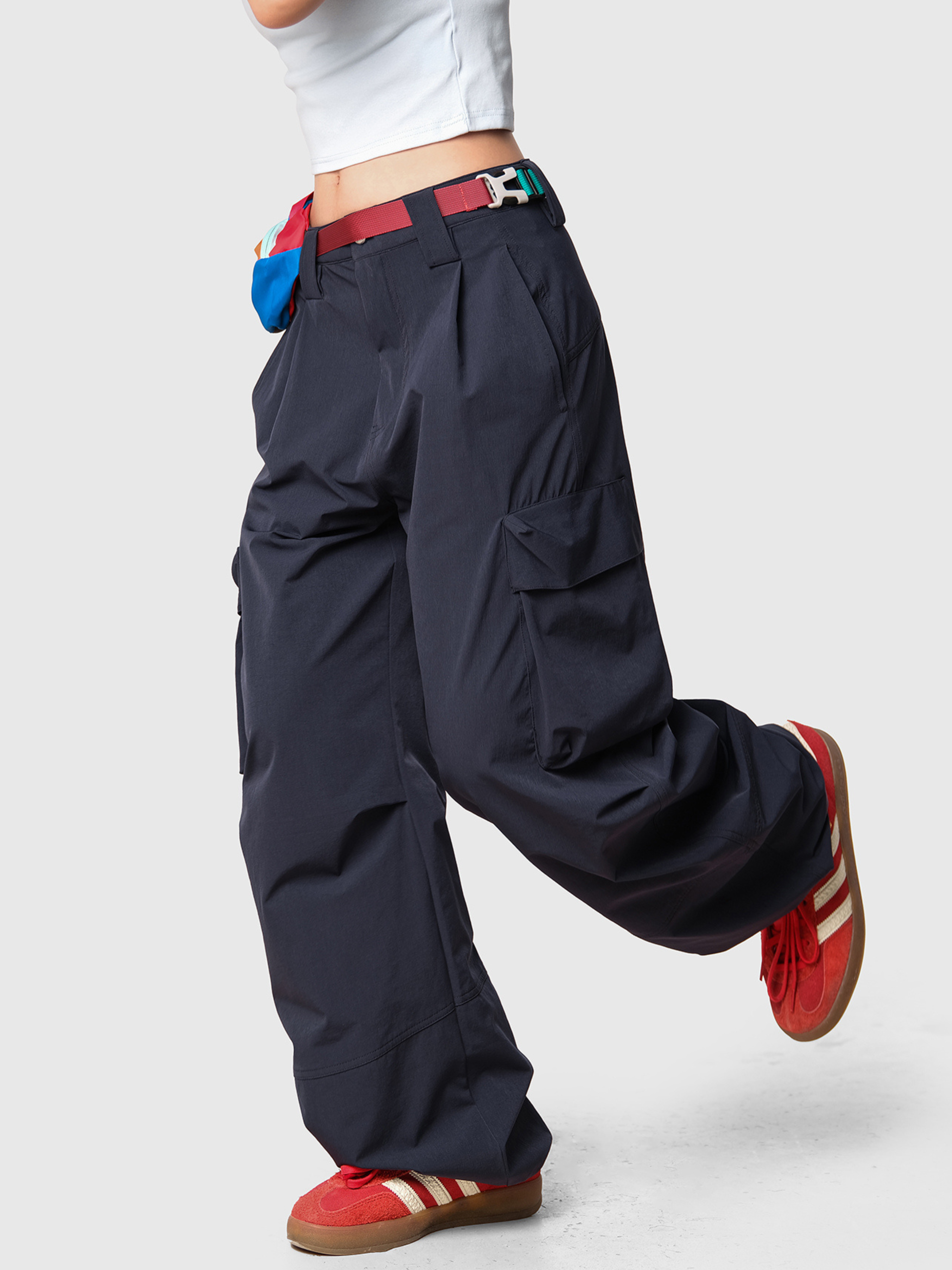 FrostTrail - Women's Large Pocket Utility Paratrooper Cargo Pants