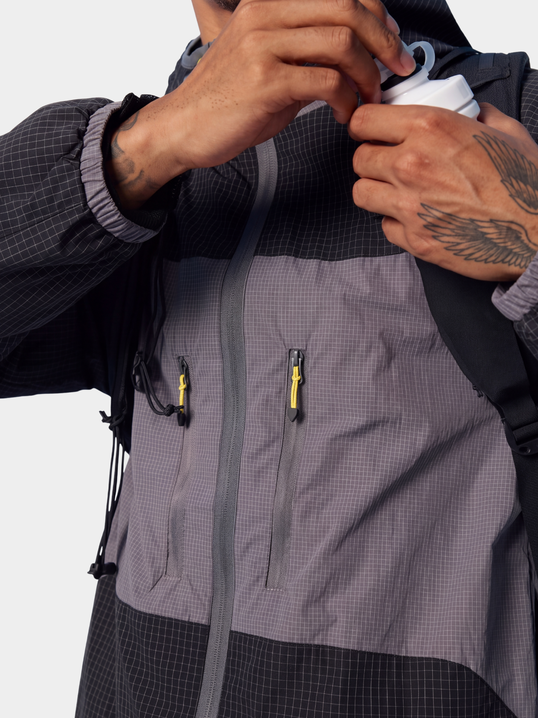 LiteVeil - Water-Repellent Lightweight Breathable Color-Block Jacket
