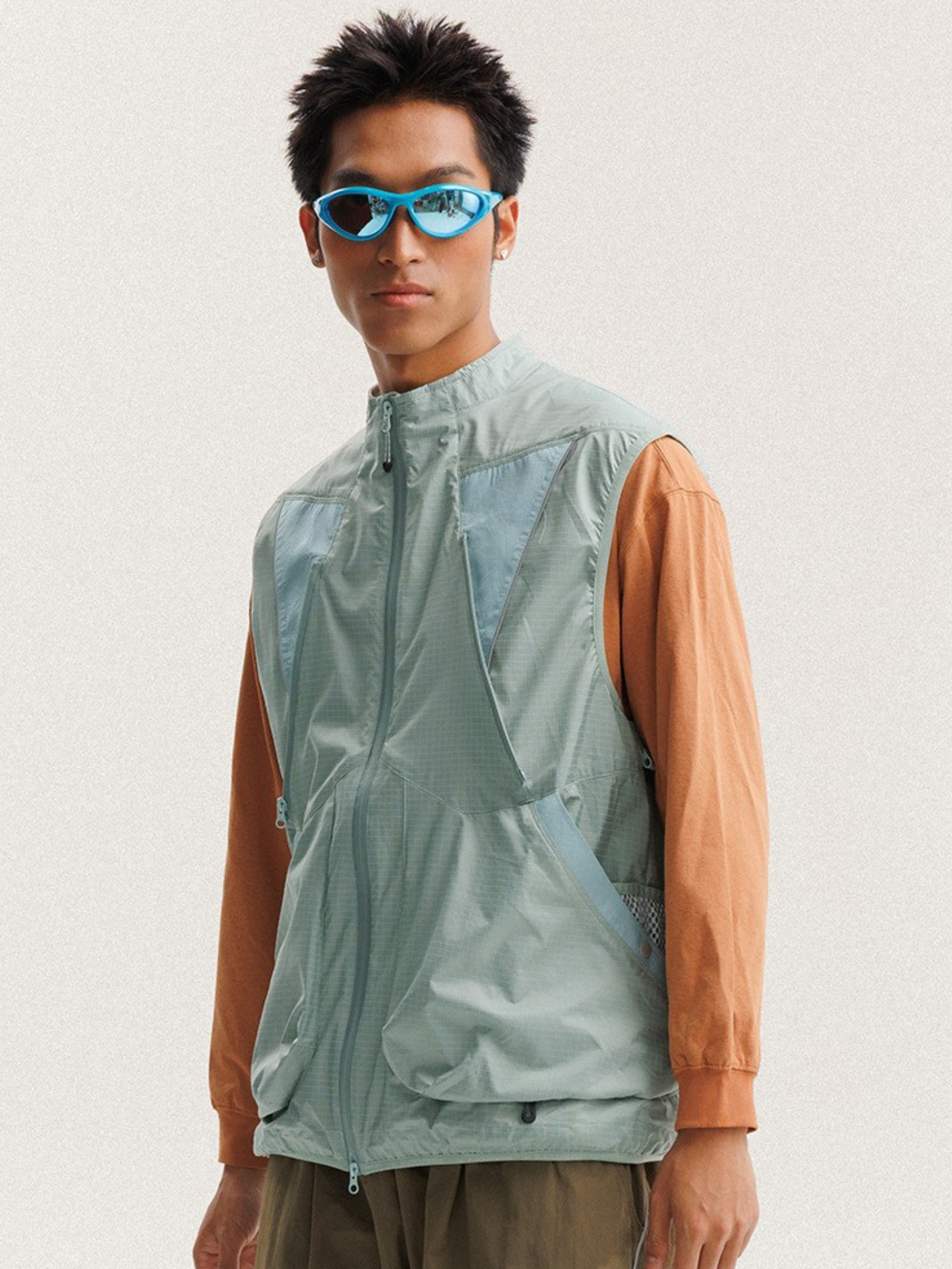 GT ONE - Unisex Water-Repellent Detachable Shell Jacket