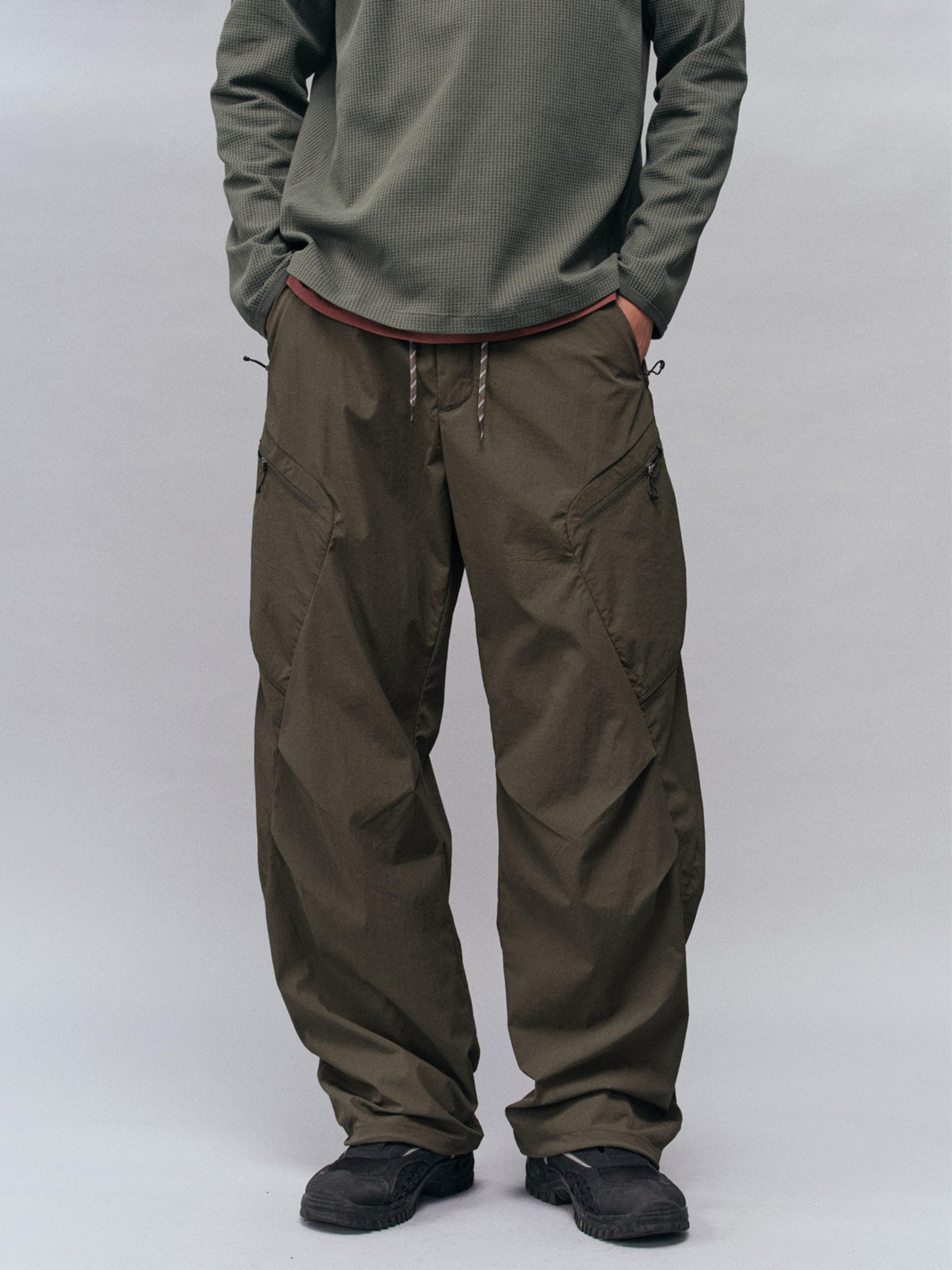 Emberfire - Unisex Water-Repellent Multi-Pocket Drawstring Utility Pants