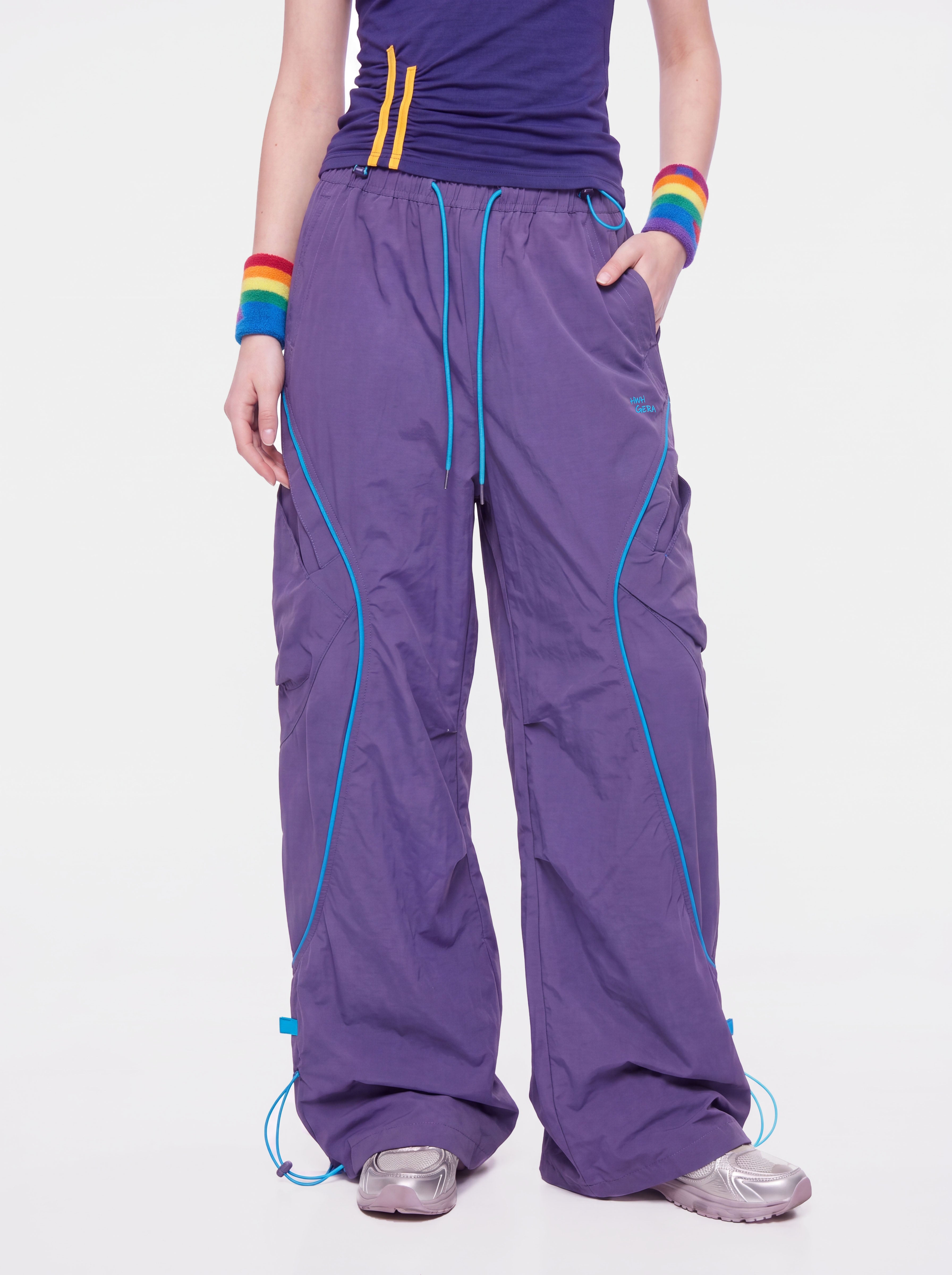 Moonshine - Women's Lightweight Elastic Waist Curved Panel Cargo Pants