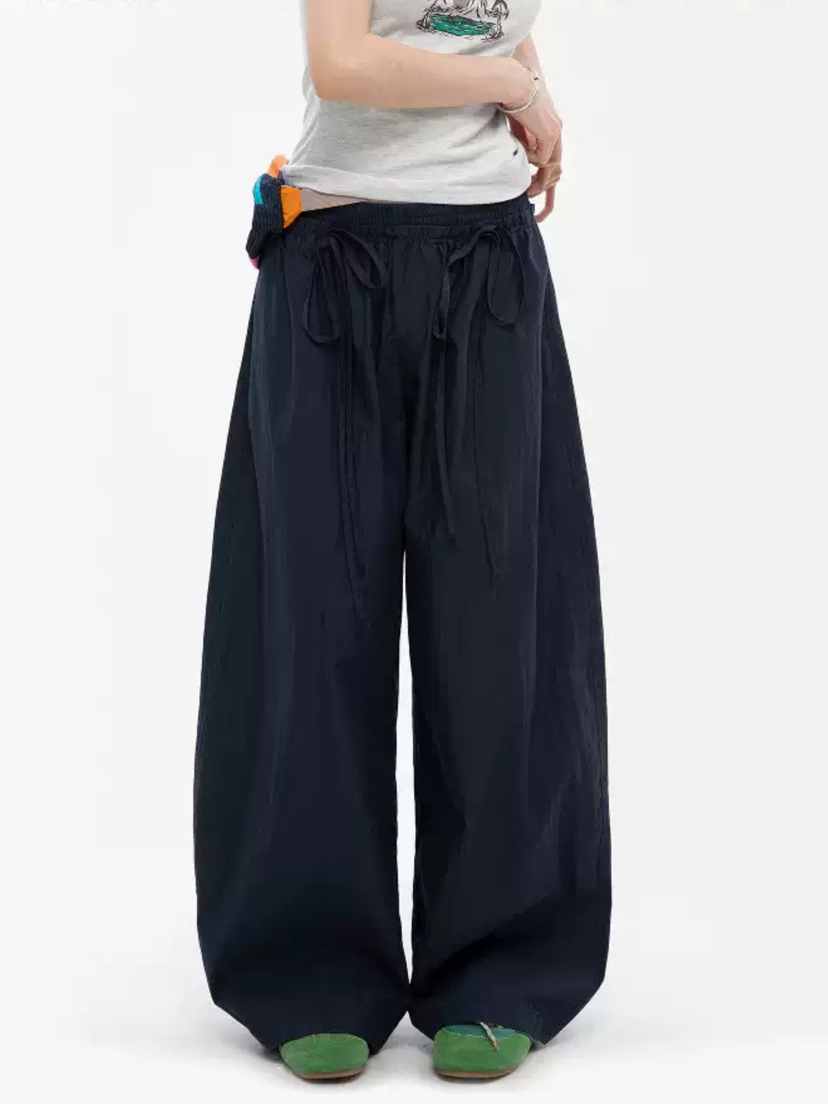 Forestline - Women's Bow-Tie Scimitar Cargo Paratrooper Pants