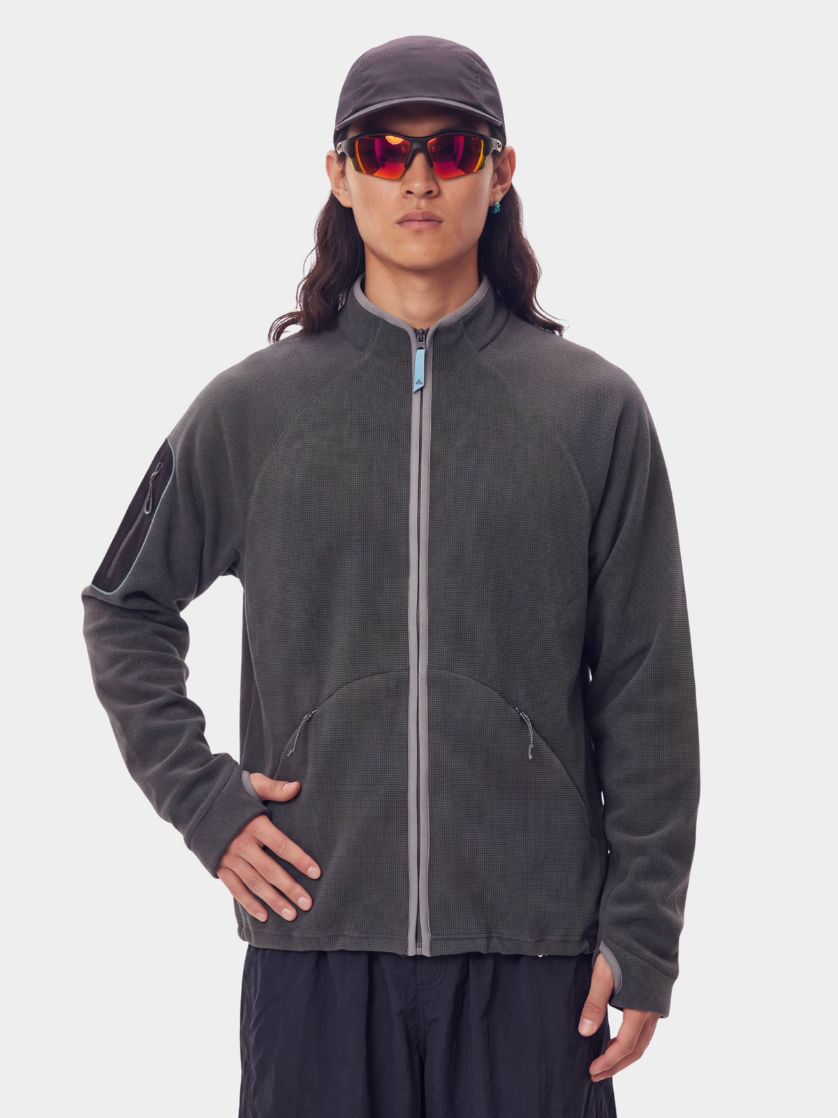 ThreadTrail - Wind-Resistant Wrinkle-Resistant Thermal Jacket